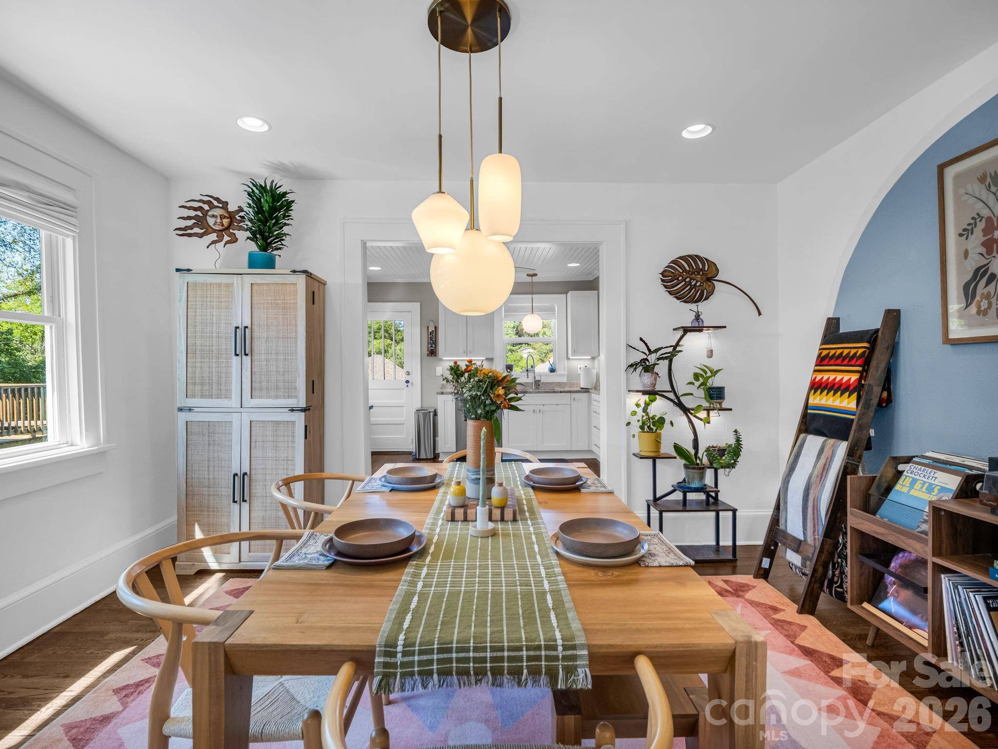 10 Dale ST, Asheville, NC 28806