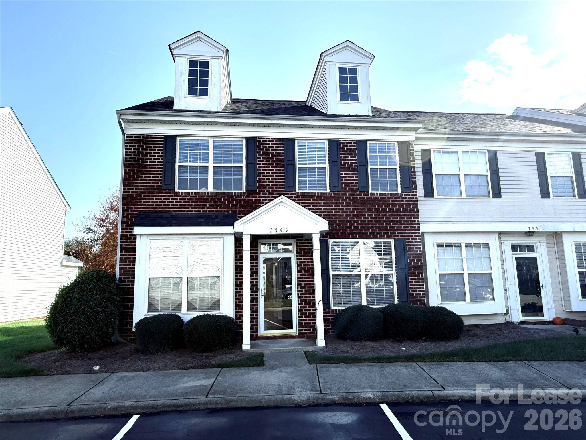 7549 Bluff Point LN, Denver, NC 28037