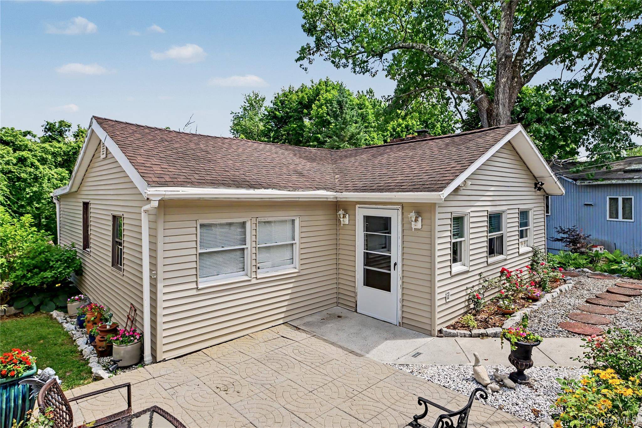 74 Longfellow DR, Carmel, NY 10512