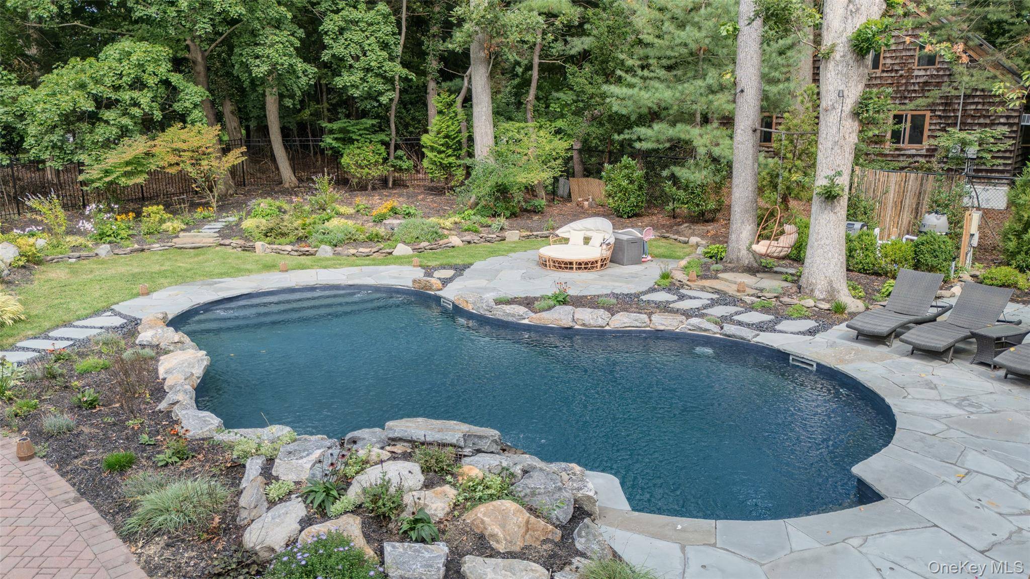 15 Night Heron DR, Stony Brook, NY 11790