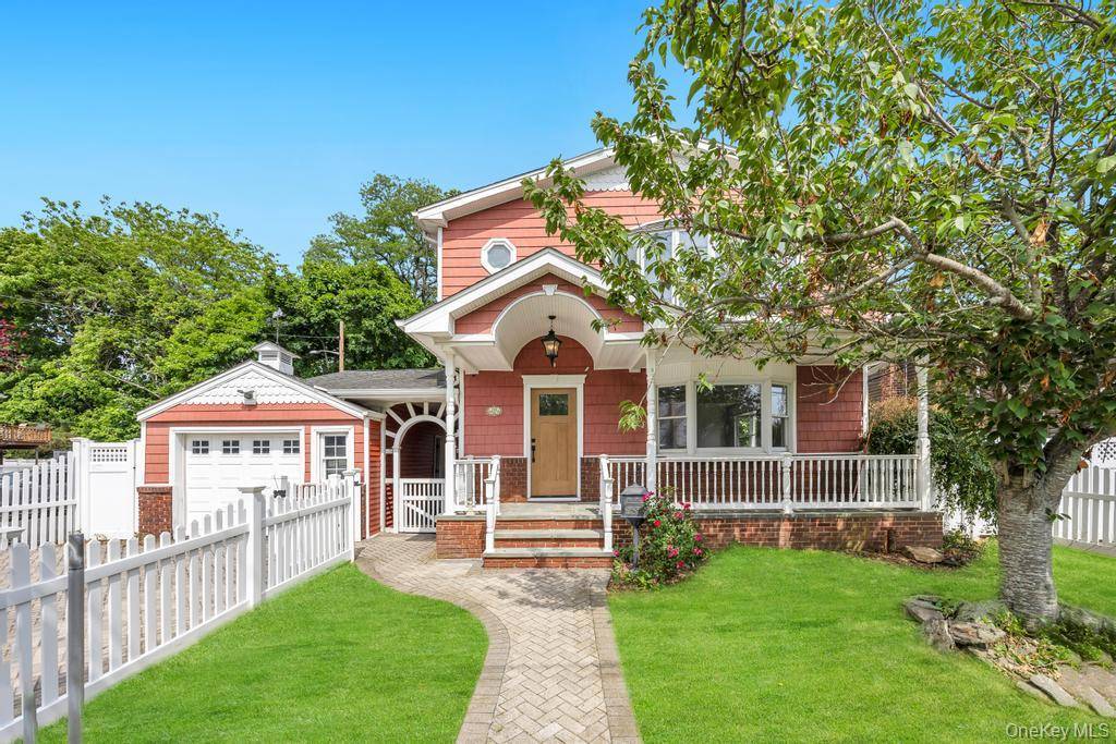 2331 Neptune AVE, Seaford, NY 11783