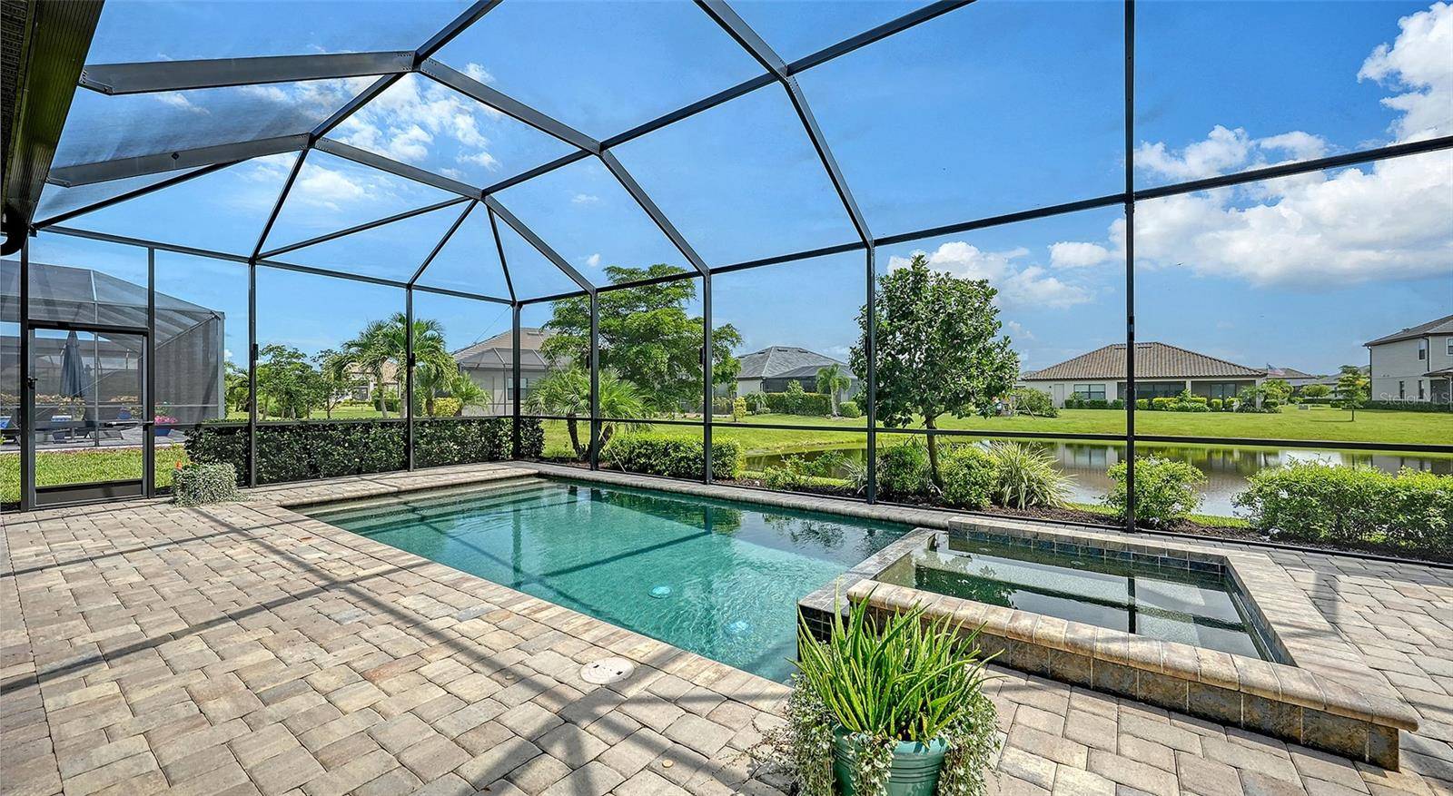 4915 SPARKLING SEA LN, Bradenton, FL 34211