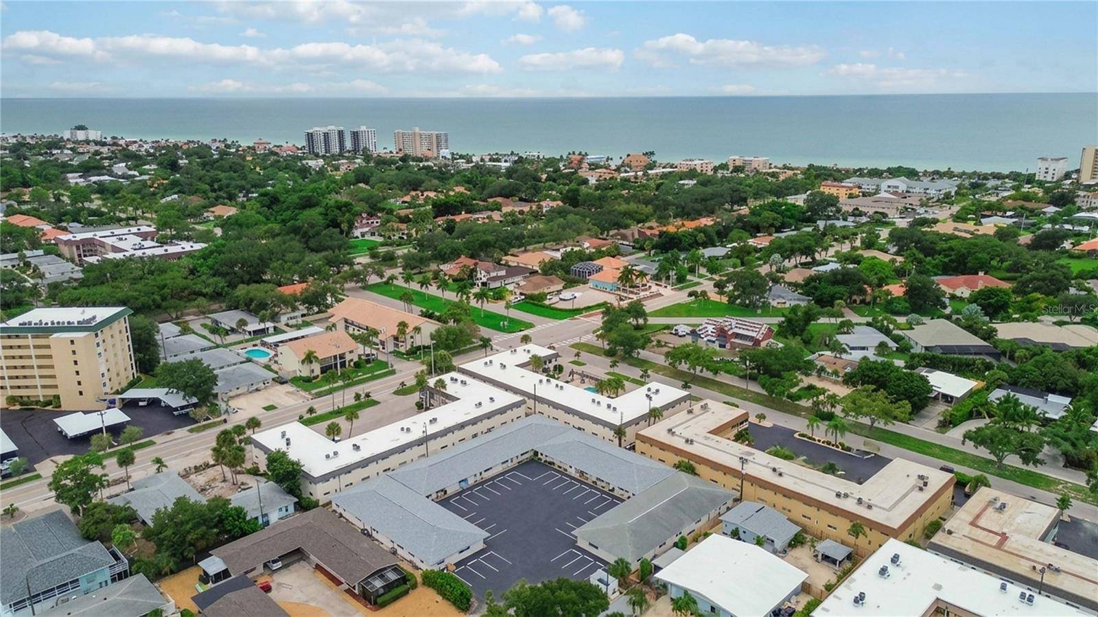 525 MANATEE CT #10, Venice, FL 34285