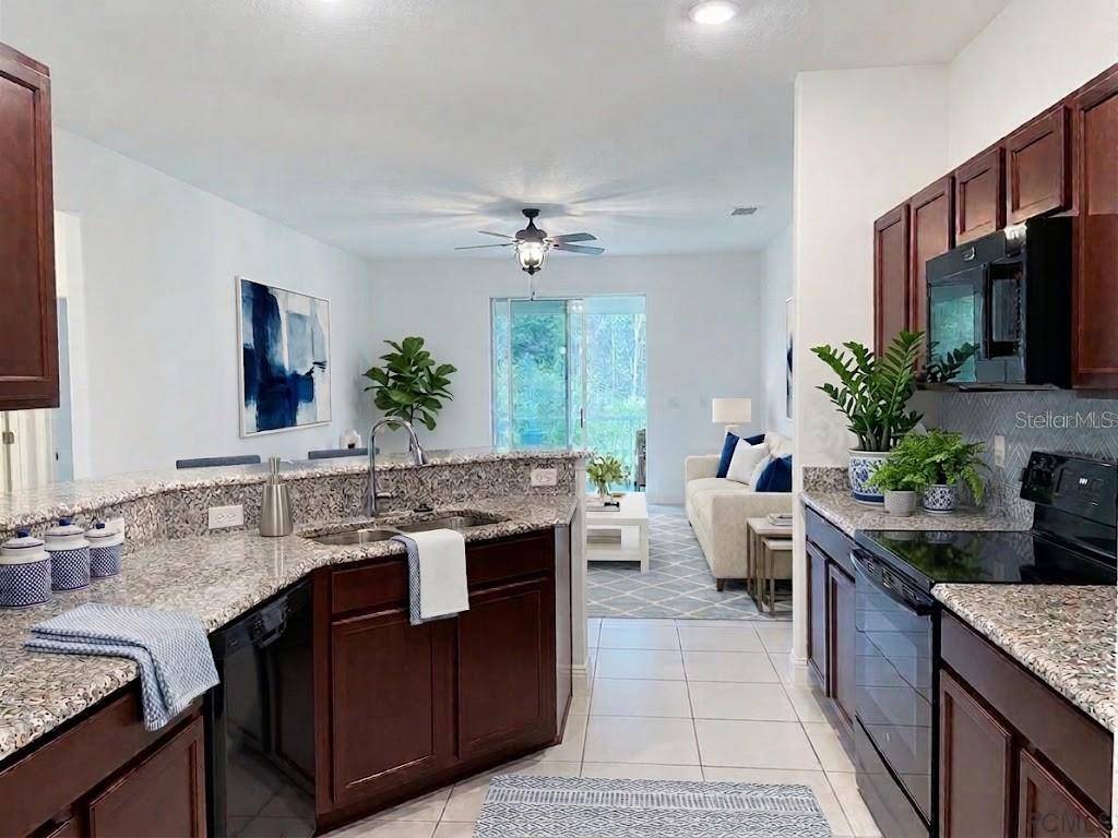 18 KATHLEEN TRL, Palm Coast, FL 32164