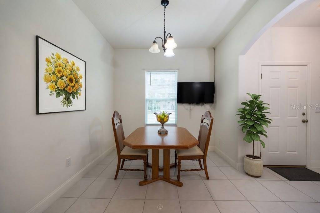18 KATHLEEN TRL, Palm Coast, FL 32164
