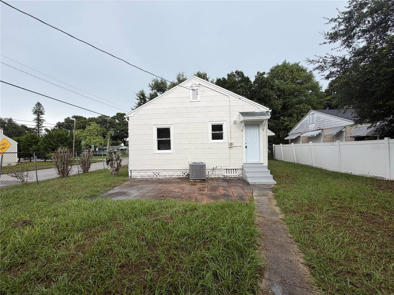 1901 20TH AVE N, St Petersburg, FL 33713