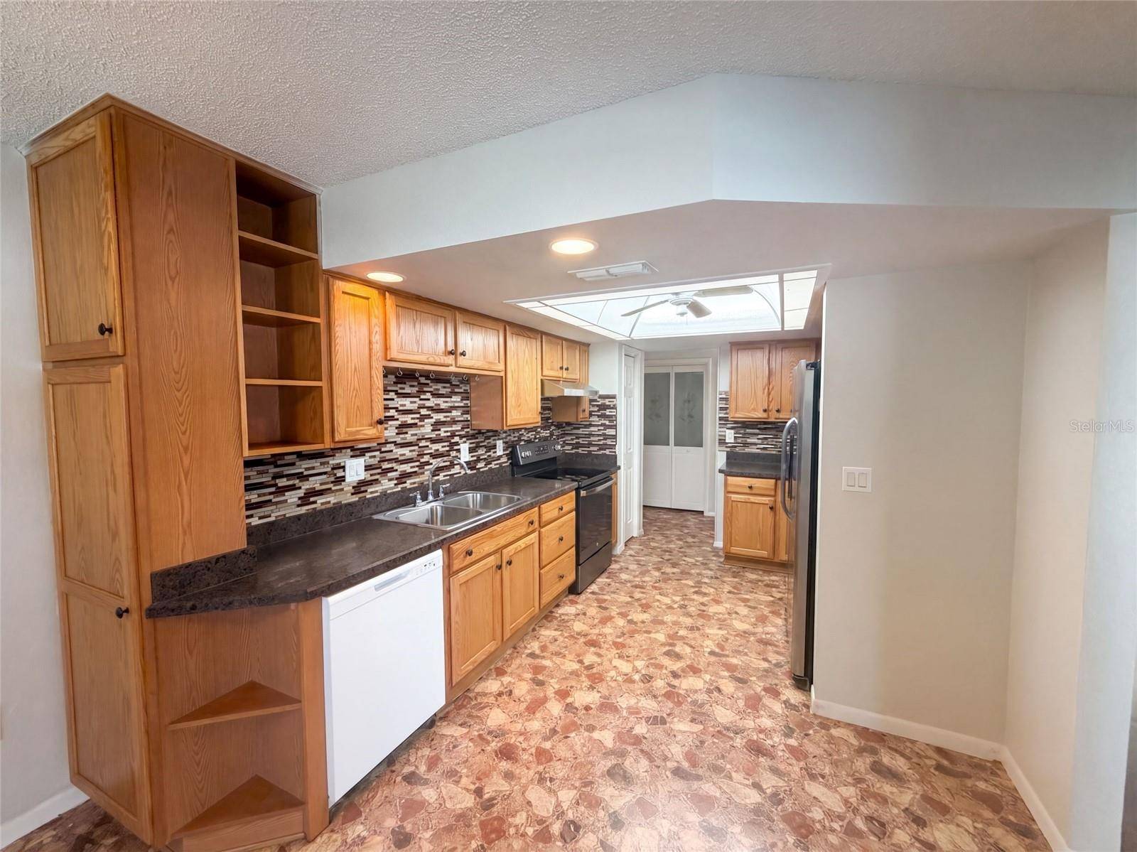 11187 BLYTHVILLE RD, Spring Hill, FL 34608