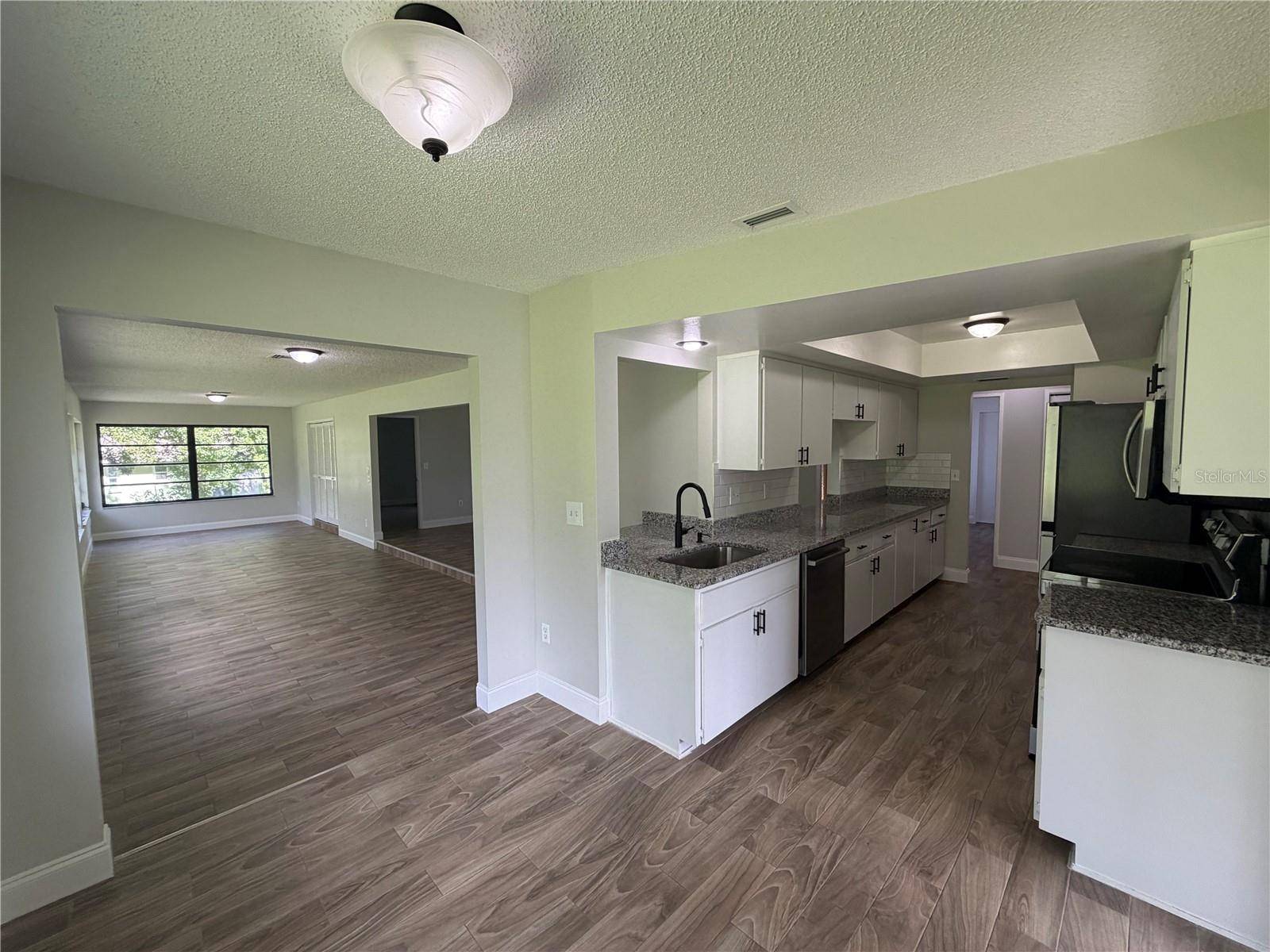 15 SHUMARD CT E, Homosassa, FL 34446
