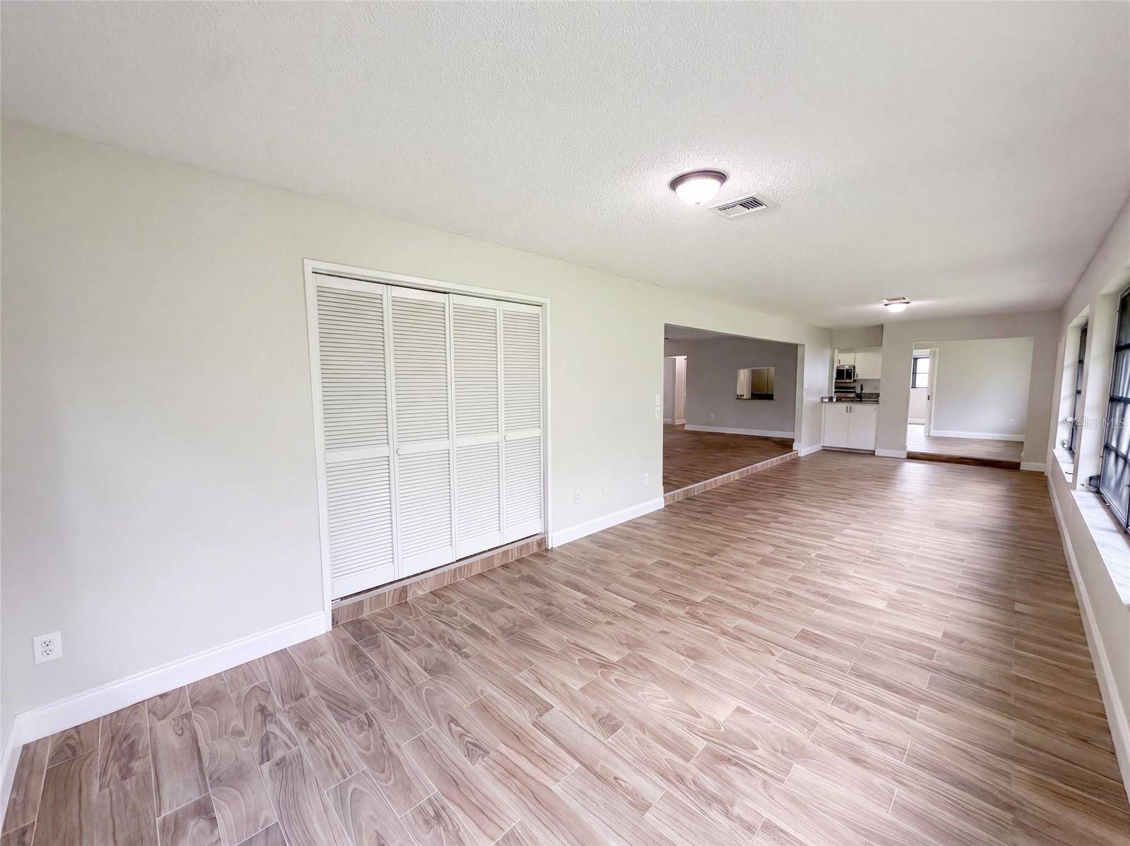 15 SHUMARD CT E, Homosassa, FL 34446