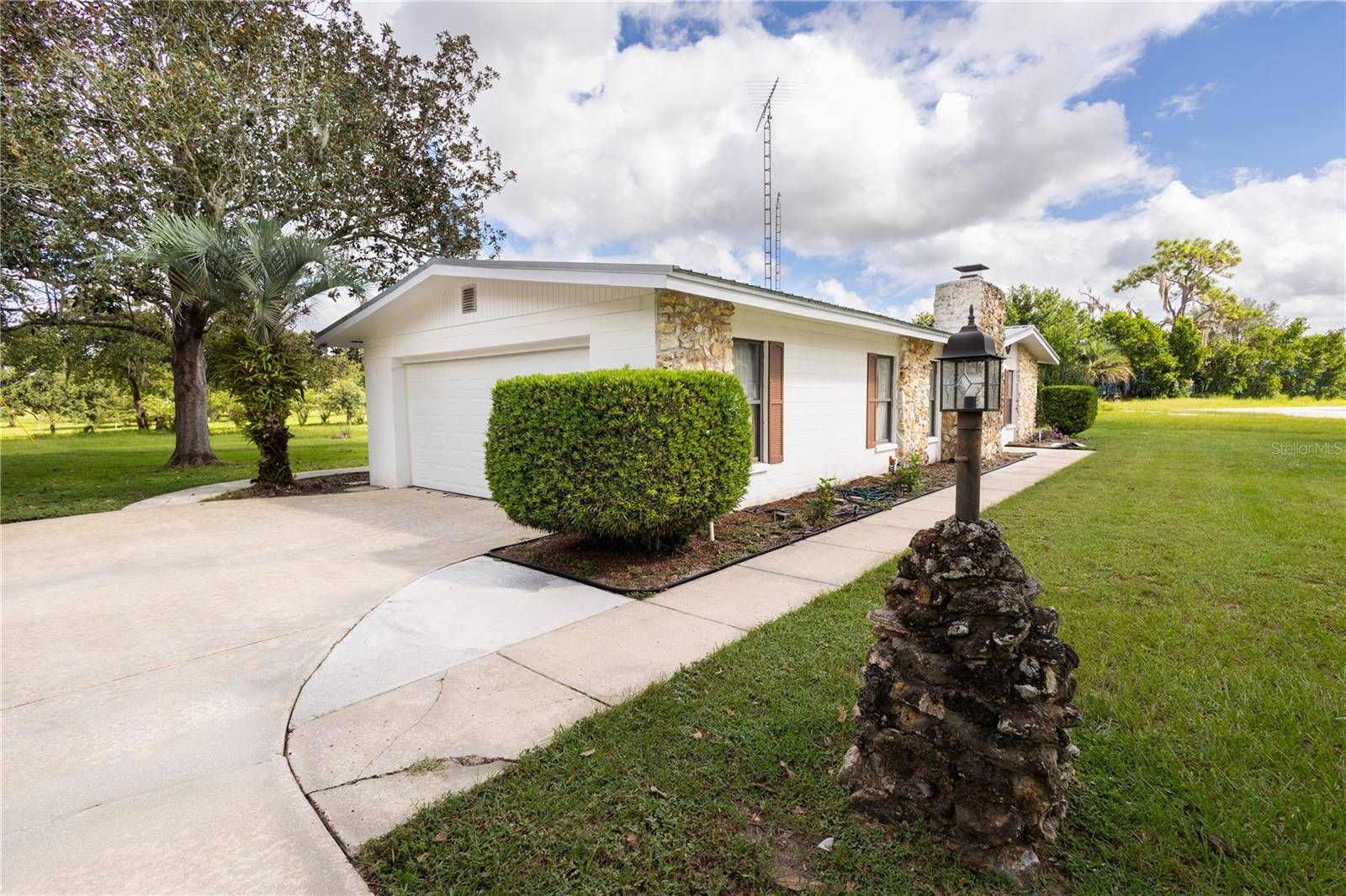 Address not disclosed, Williston, FL 32696