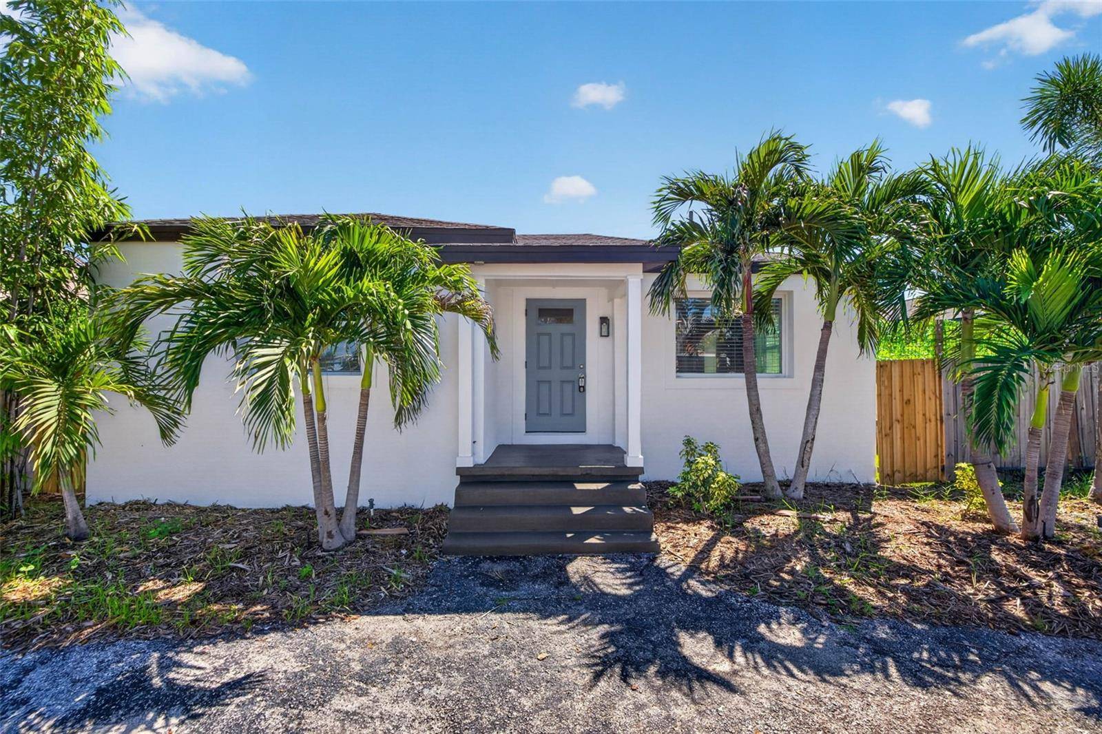 1020 49TH ST S, St Petersburg, FL 33707