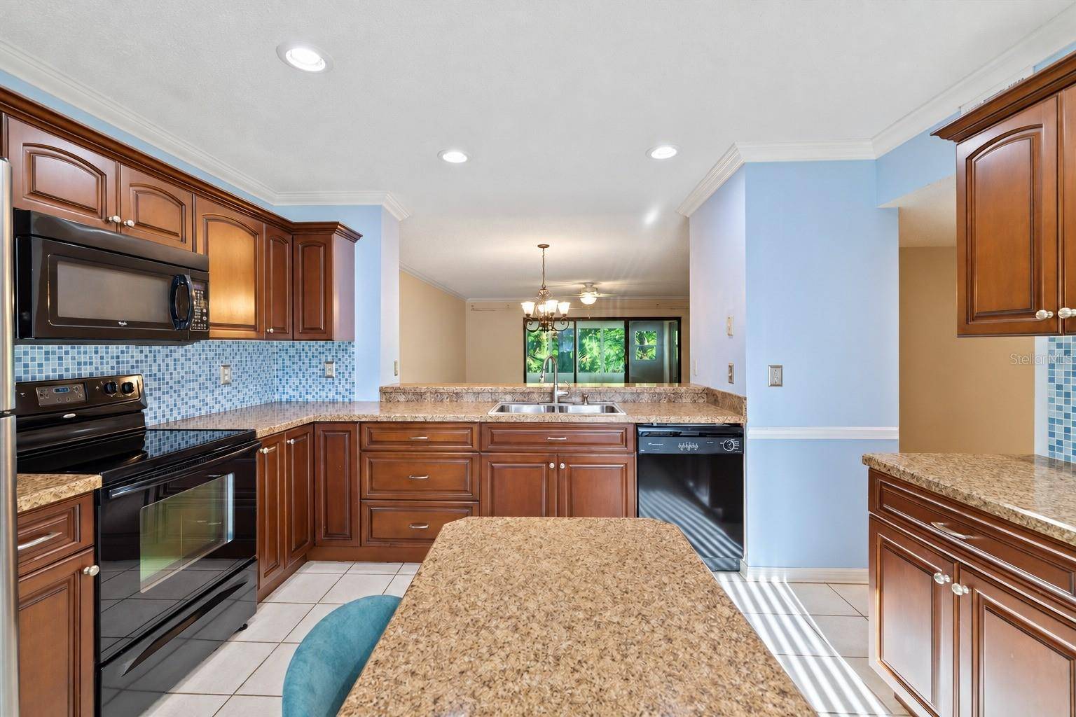 1801 E LAKE RD #2D, Palm Harbor, FL 34685
