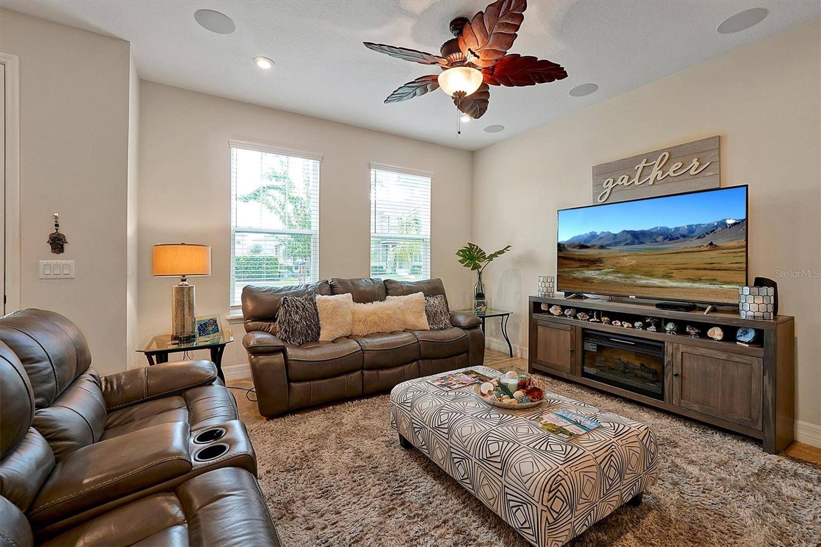 2155 VALENCIA BLOSSOM ST, Clermont, FL 34711