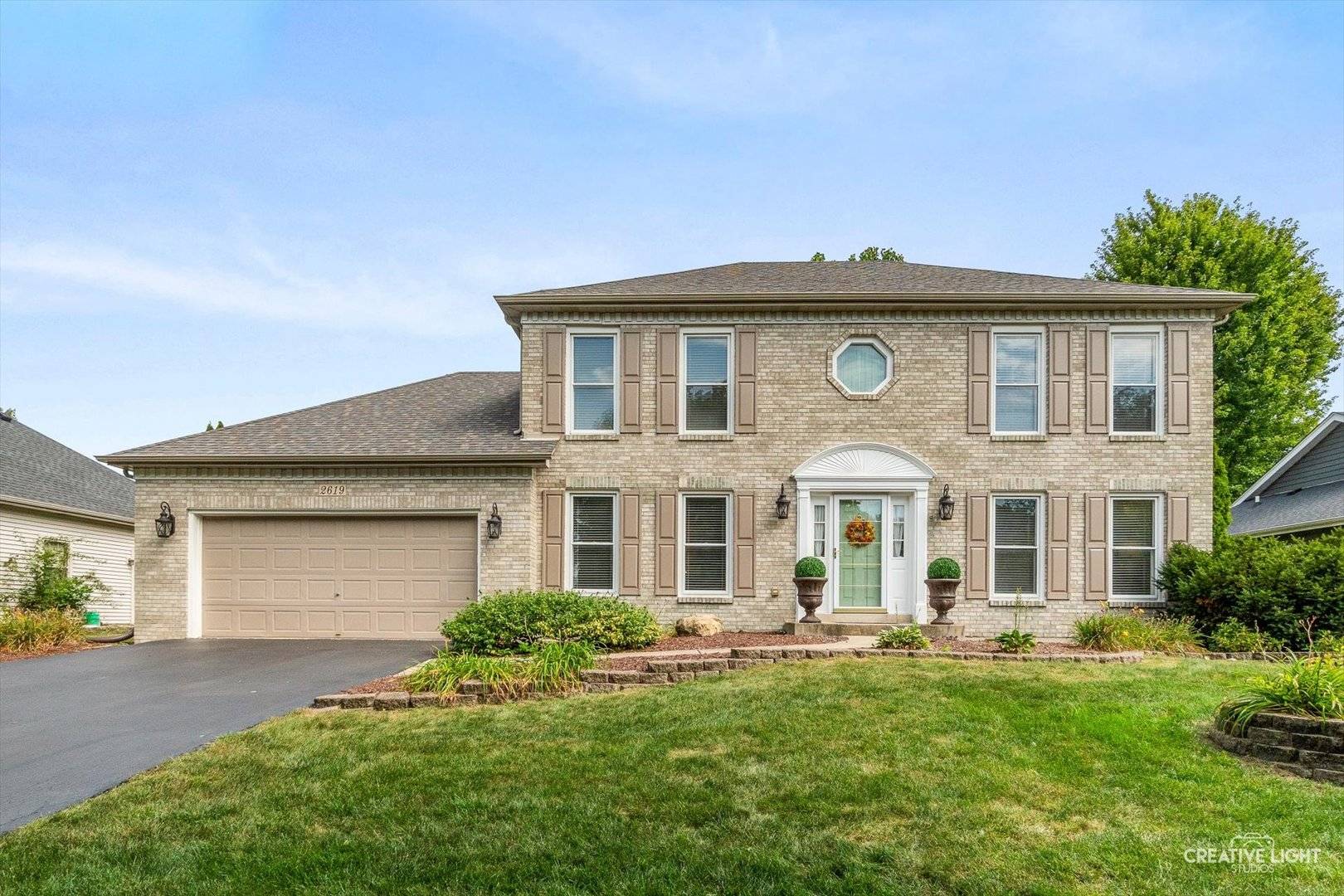 2619 Snowbird LN, Naperville, IL 60564