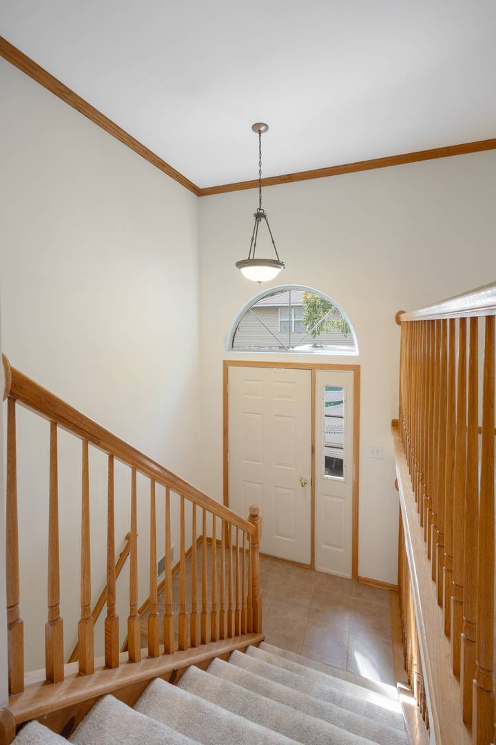 903 Elderberry CIR #115, Naperville, IL 60563