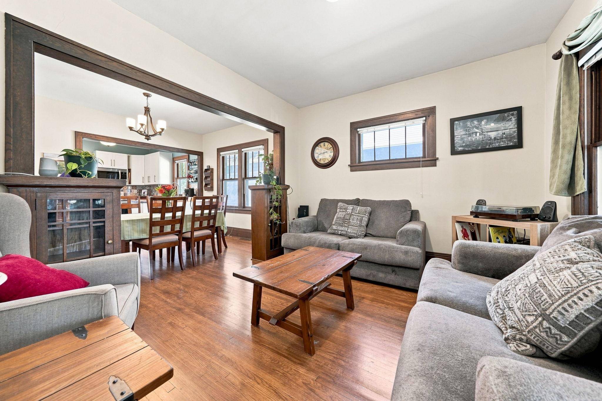 1291 Sherburne AVE, Saint Paul, MN 55104