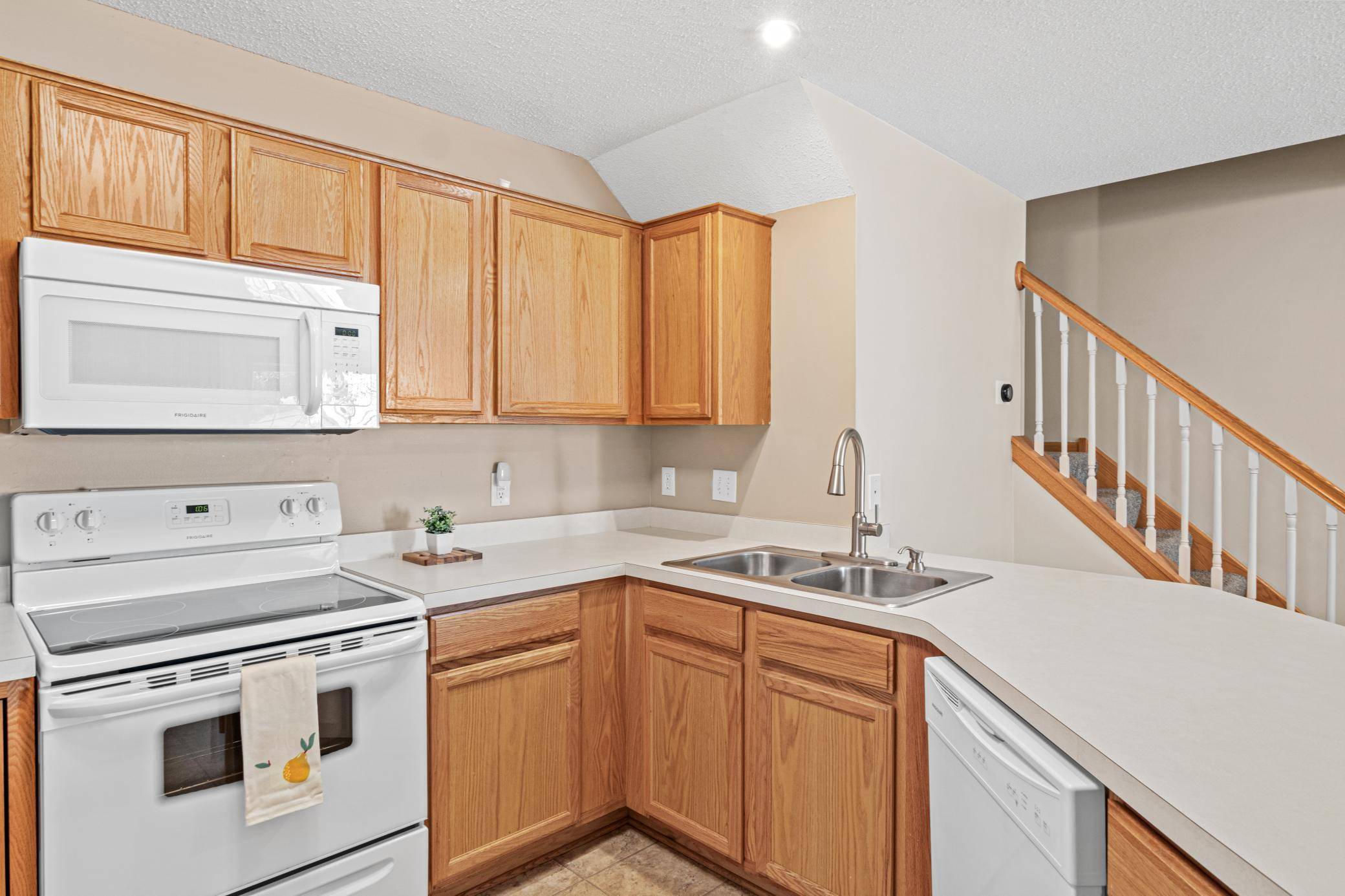 5405 206th ST W #109, Farmington, MN 55024