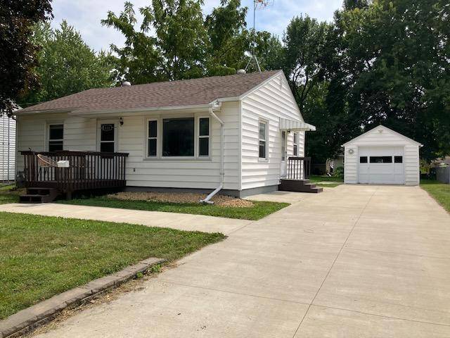 614 9th AVE SE, Waseca, MN 56093