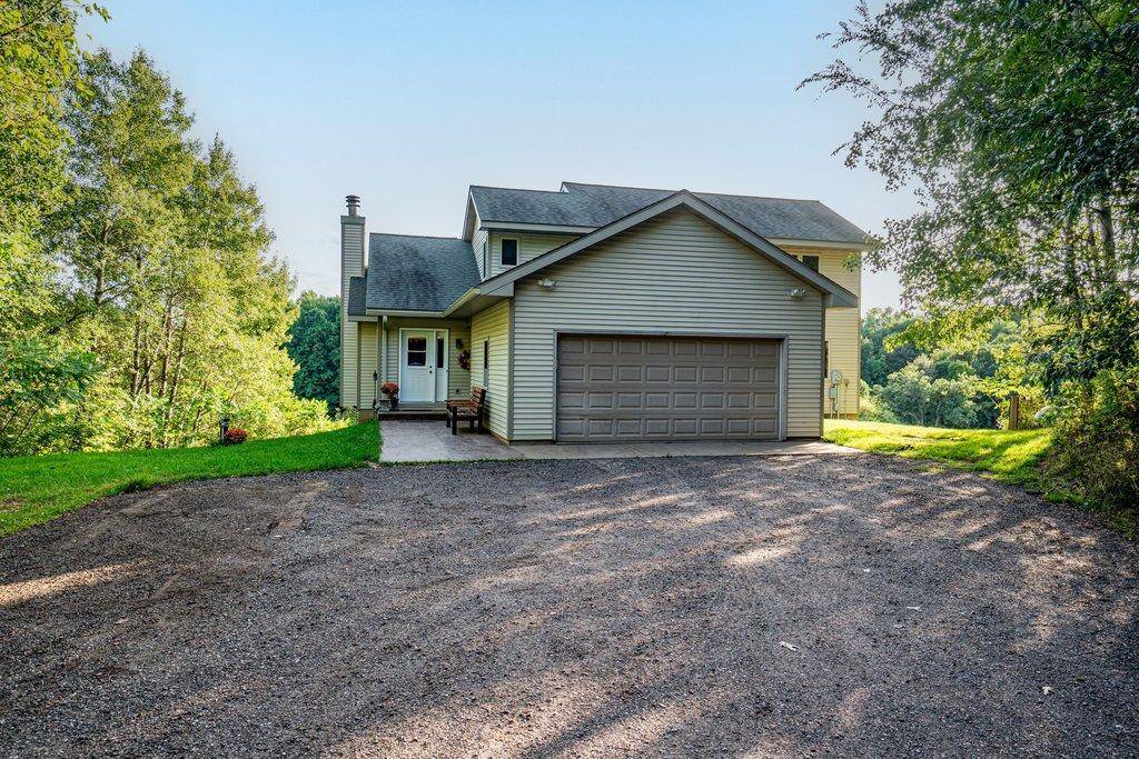 E3297 1290th AVE, Boyceville, WI 54725