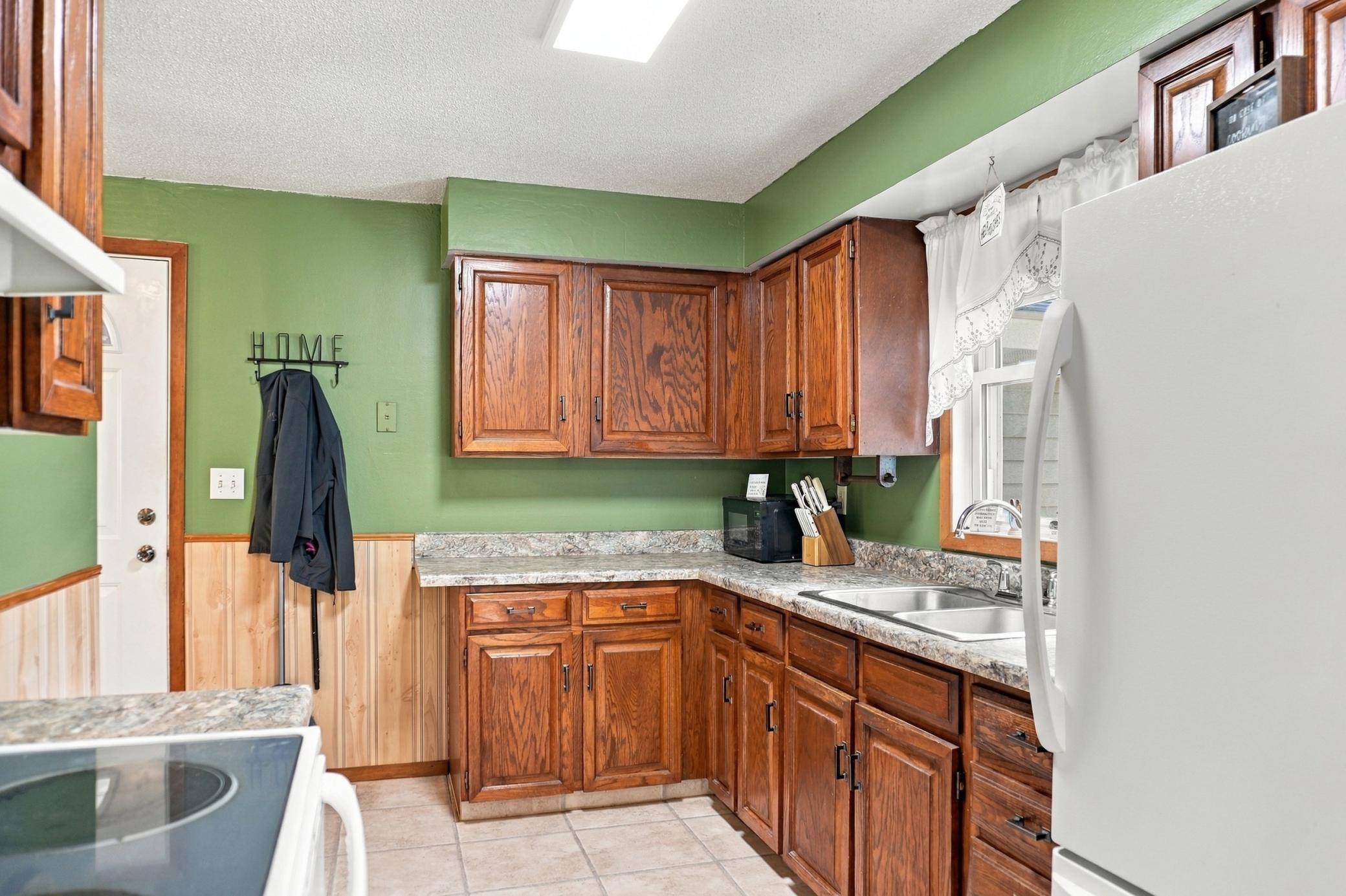 930 Park ST, Brooten, MN 56316