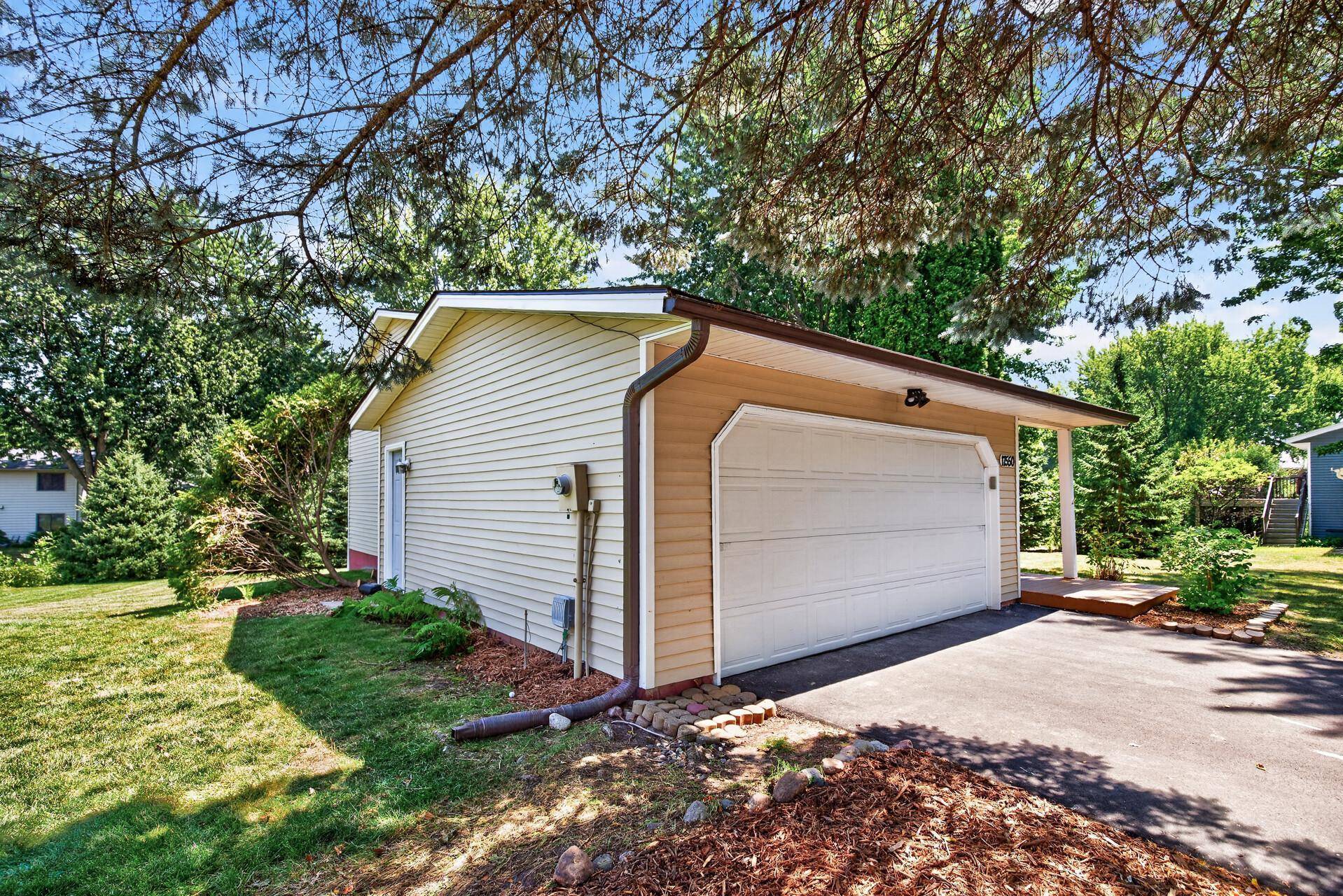 17550 Illinois CT, Lakeville, MN 55044