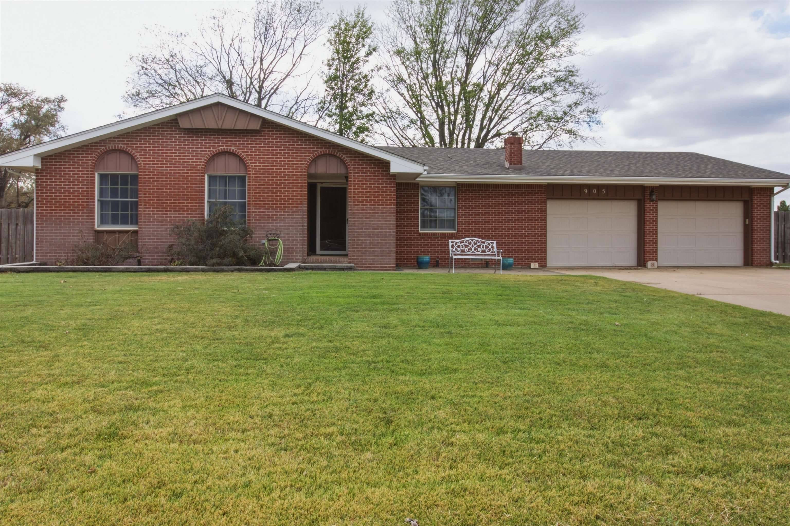905 Loomis, Garden Plain, KS 67050-5024