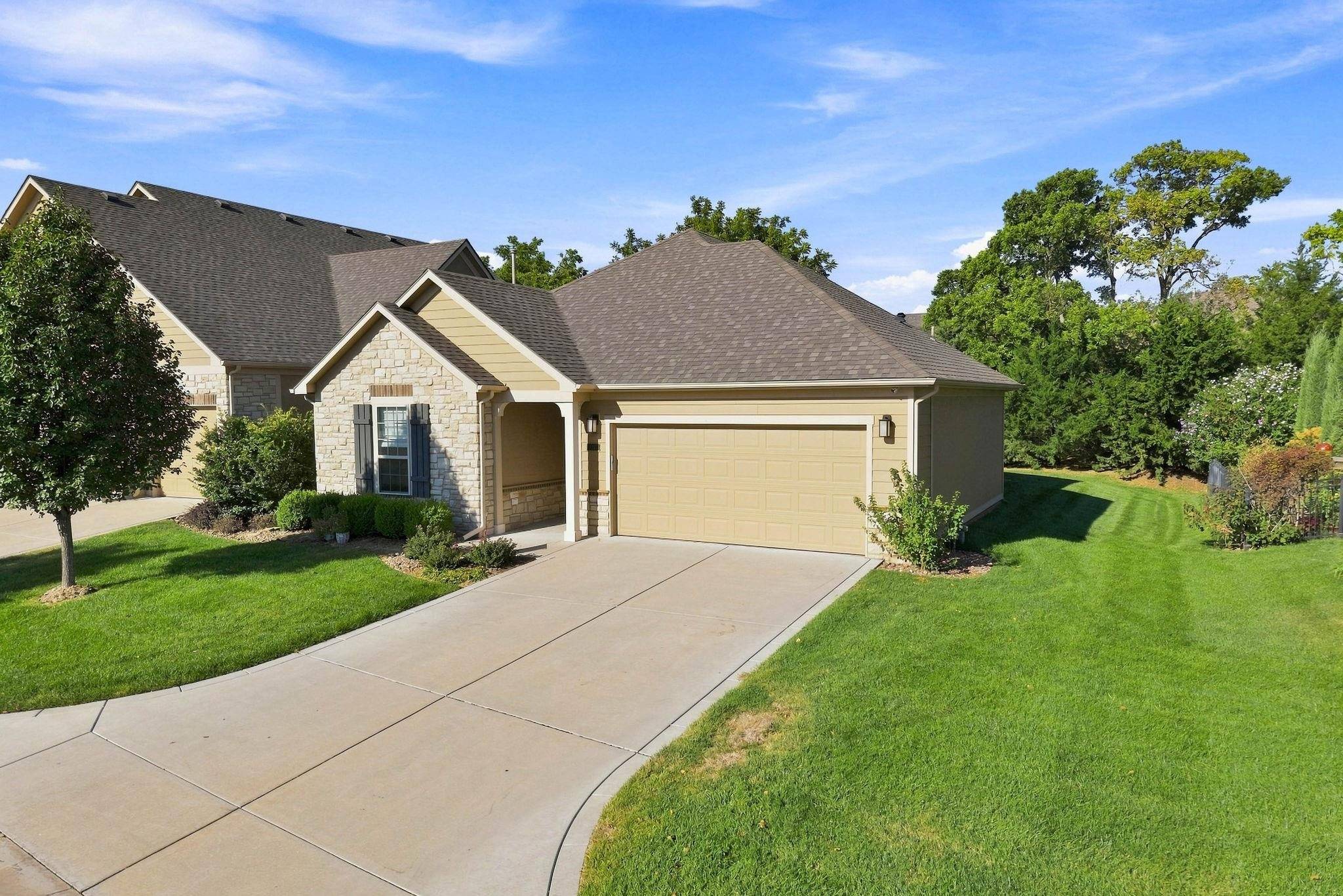 1237 S Nineiron, Wichita, KS 67235