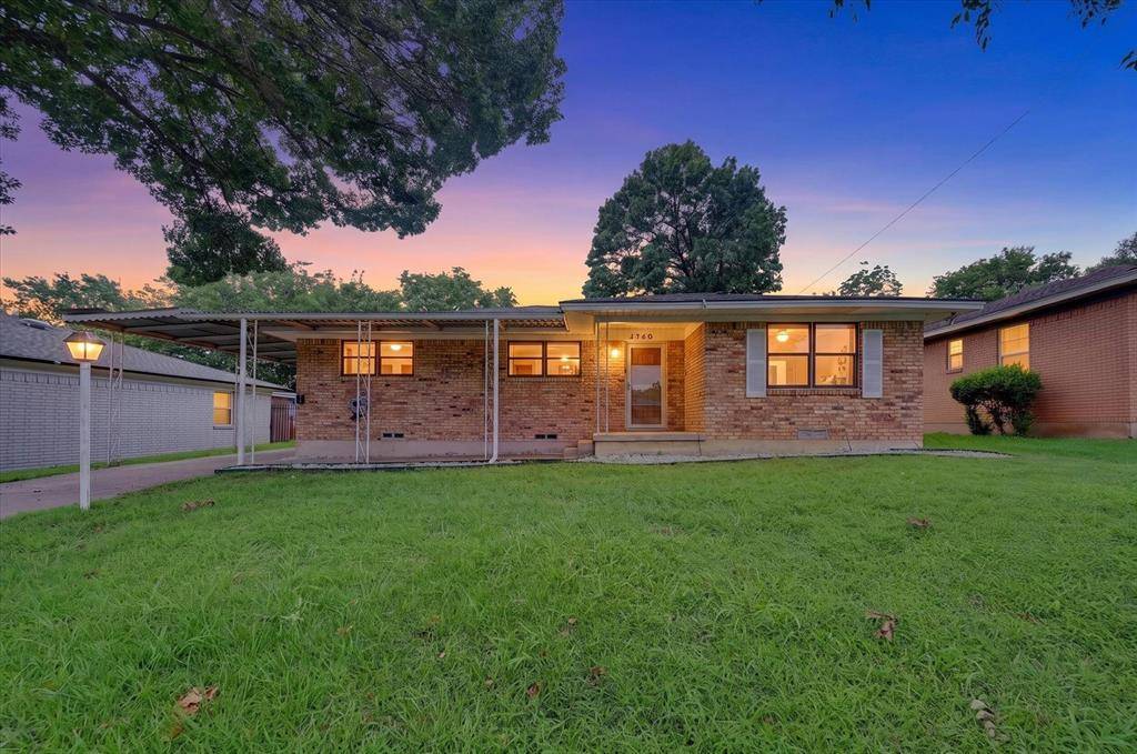 8730 Lapanto Lane, Dallas, TX 75227
