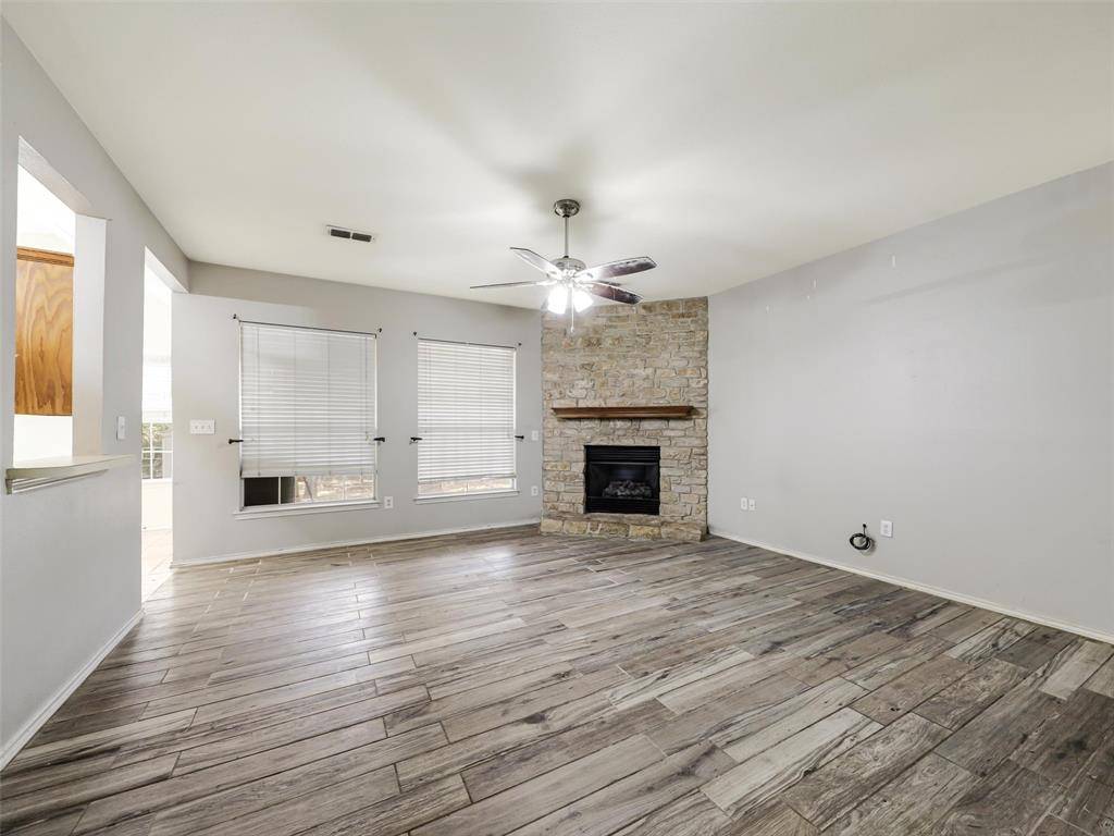 709 Mack Drive, Denton, TX 76209