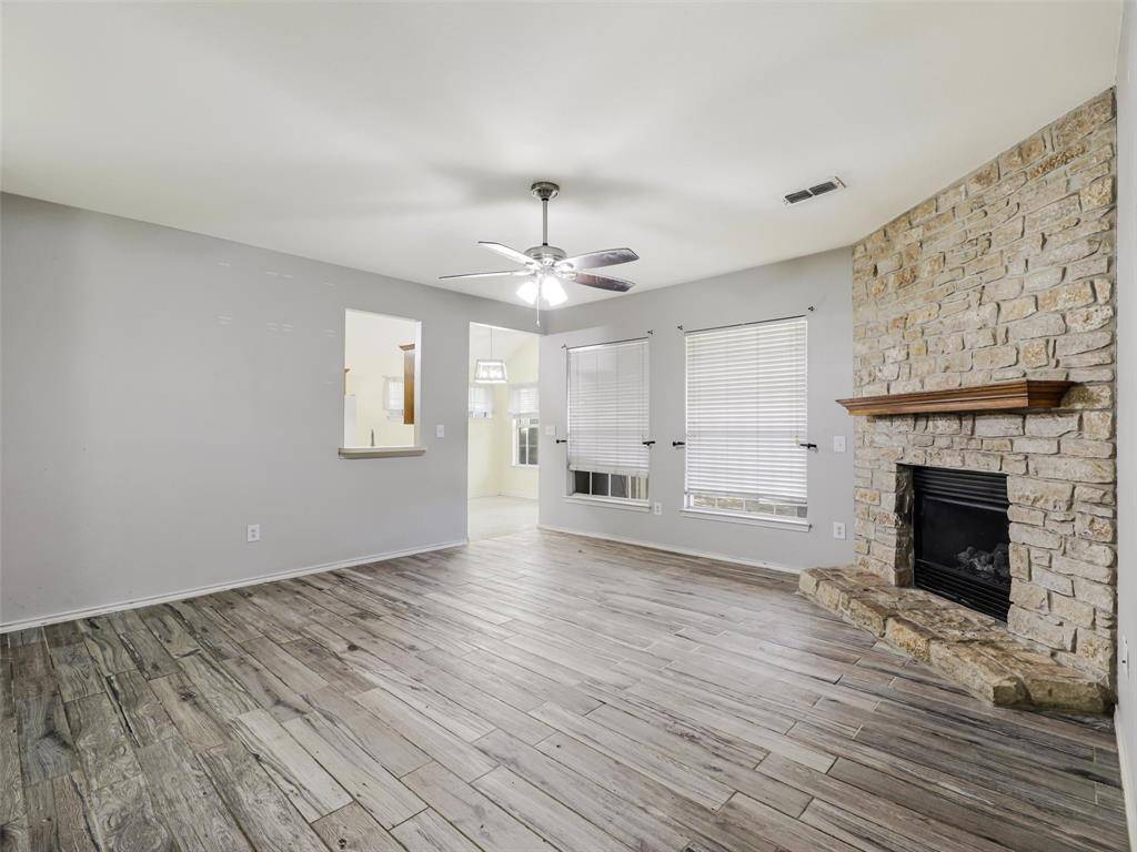 709 Mack Drive, Denton, TX 76209