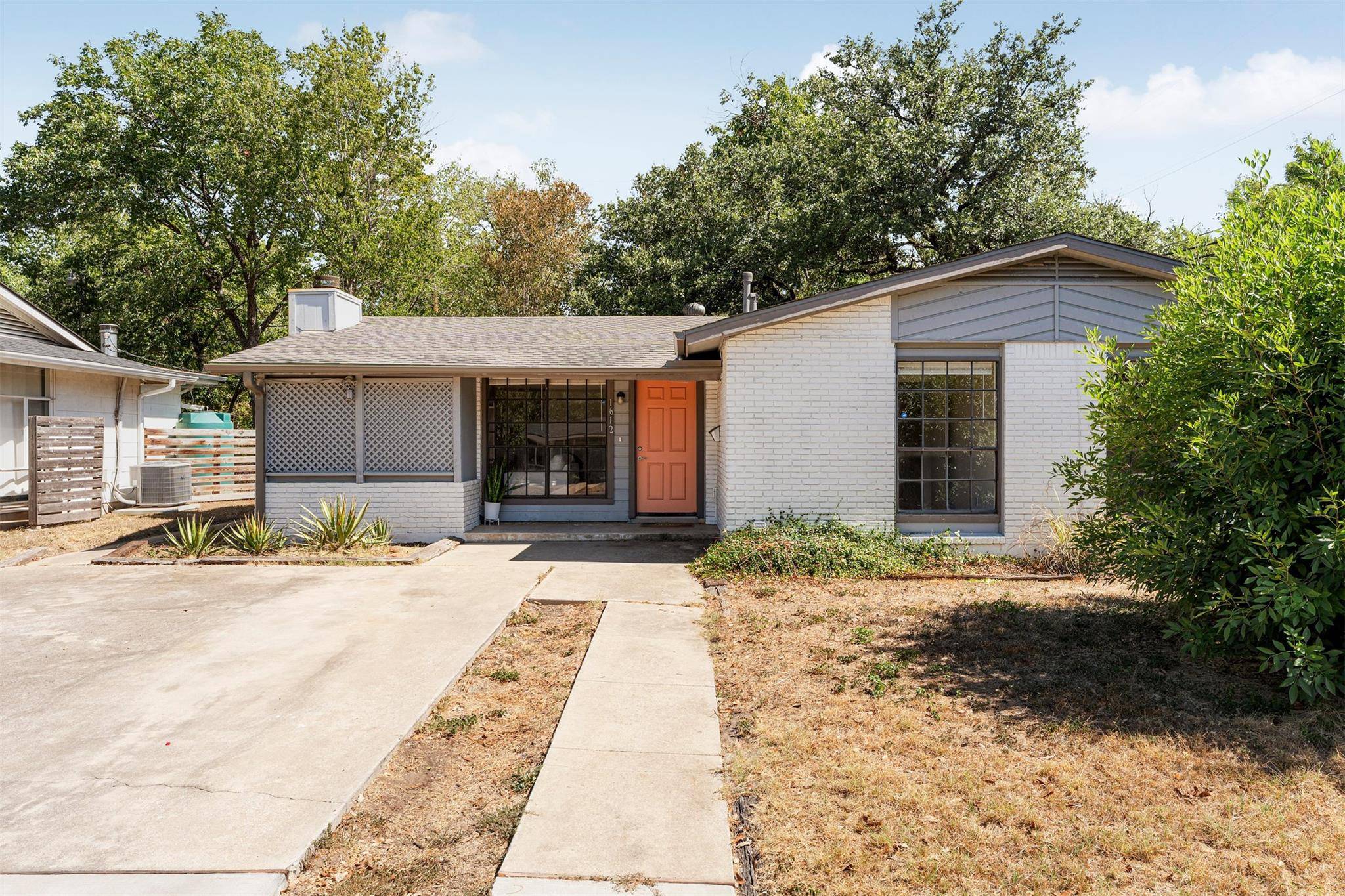 1612 Broadmoor DR, Austin, TX 78723