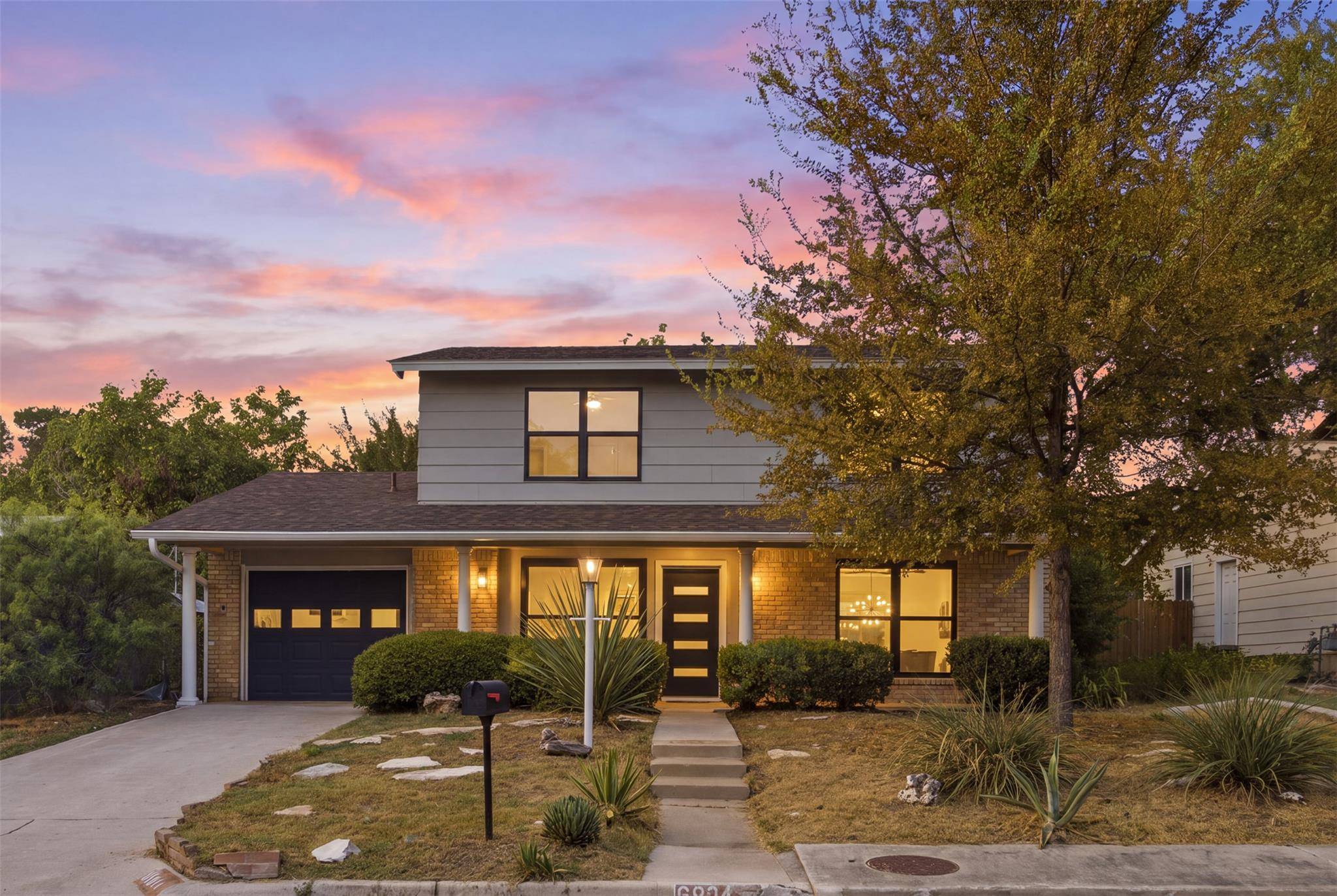 6904 Langston DR, Austin, TX 78723