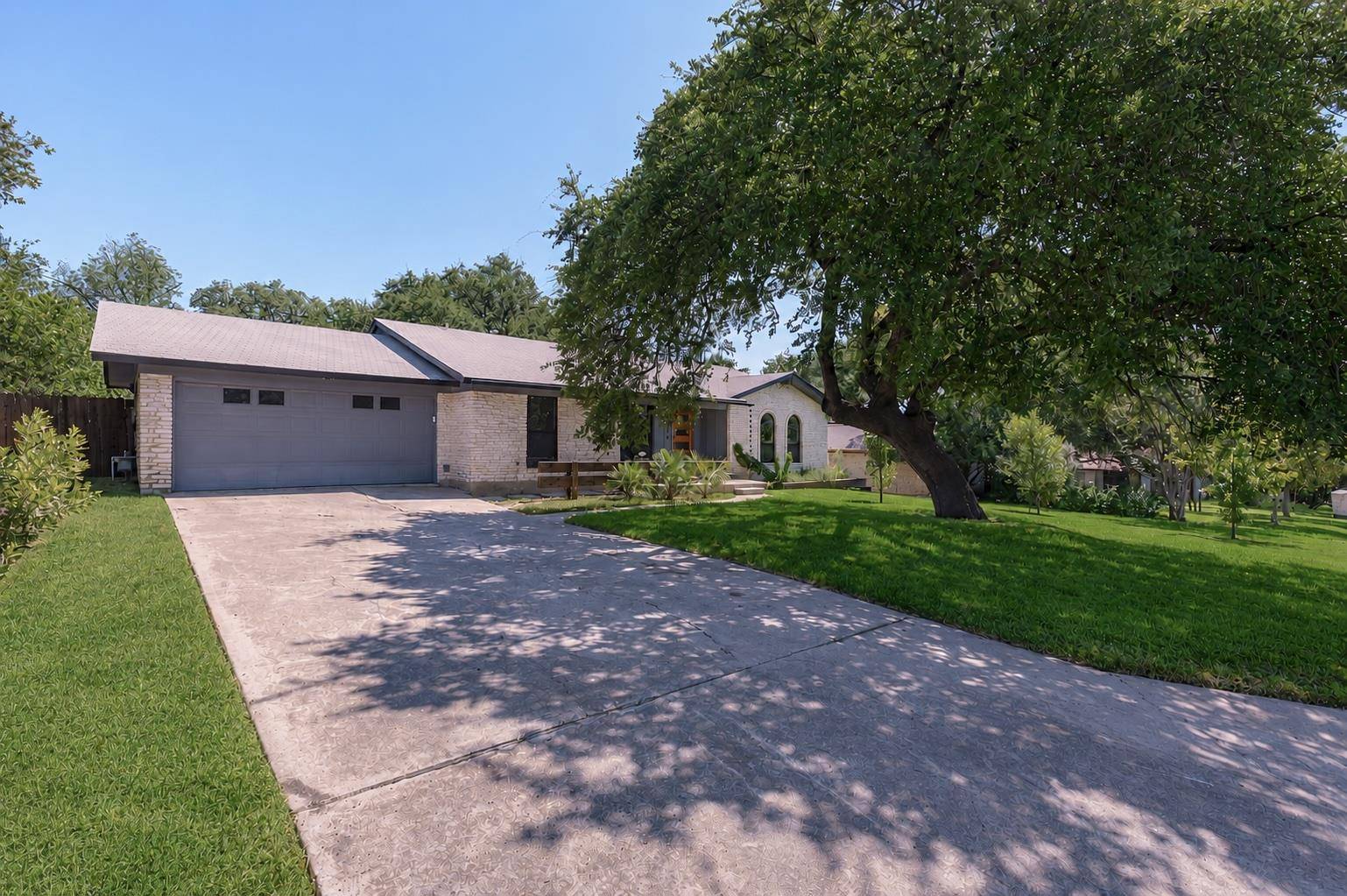 1300 Old Cedar LN, Austin, TX 78758
