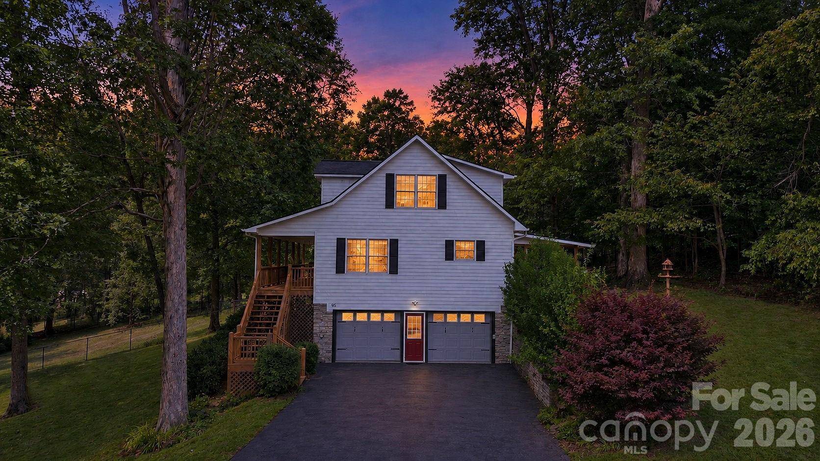 95 Holly Ridge RD, Waynesville, NC 28786