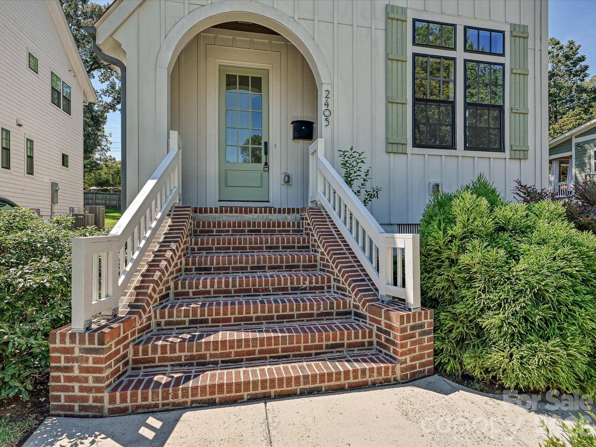 2405 Marlowe AVE, Charlotte, NC 28208