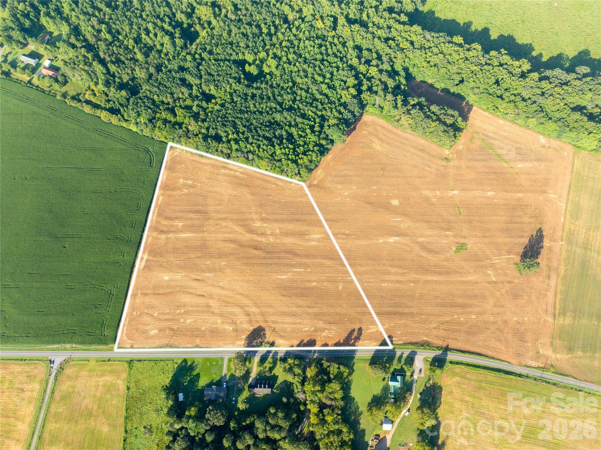 13.44 +/- Chief Thomas RD, Harmony, NC 28634