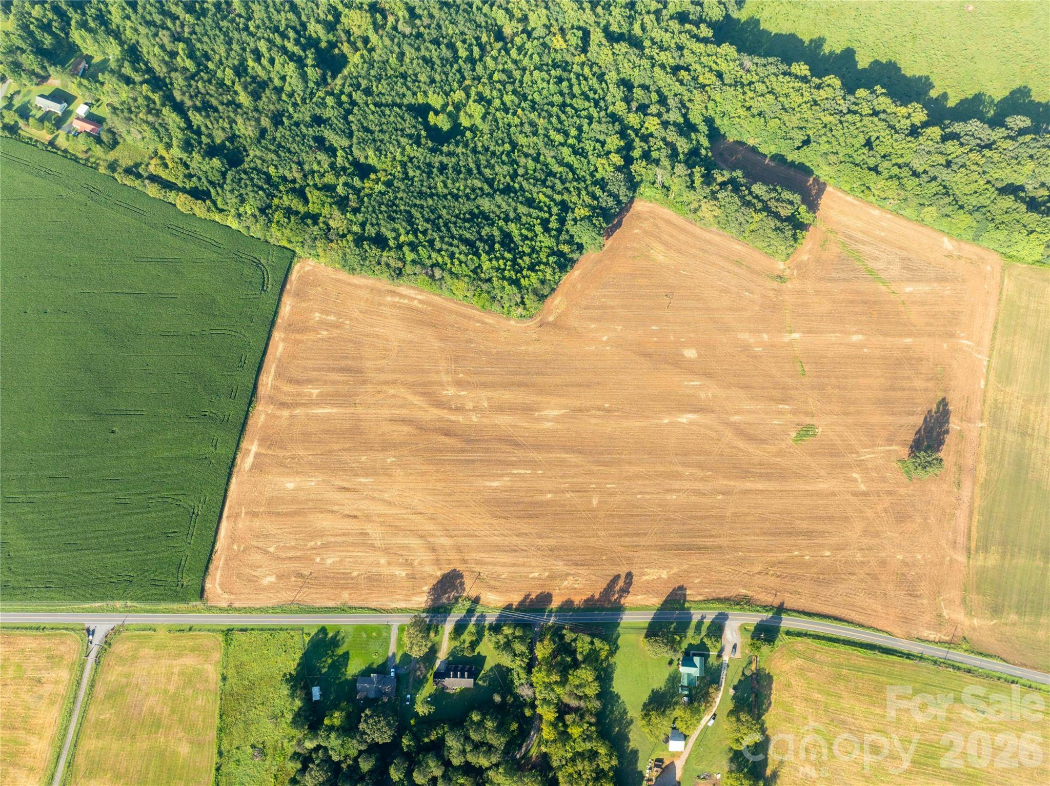 13.44 +/- Chief Thomas RD, Harmony, NC 28634