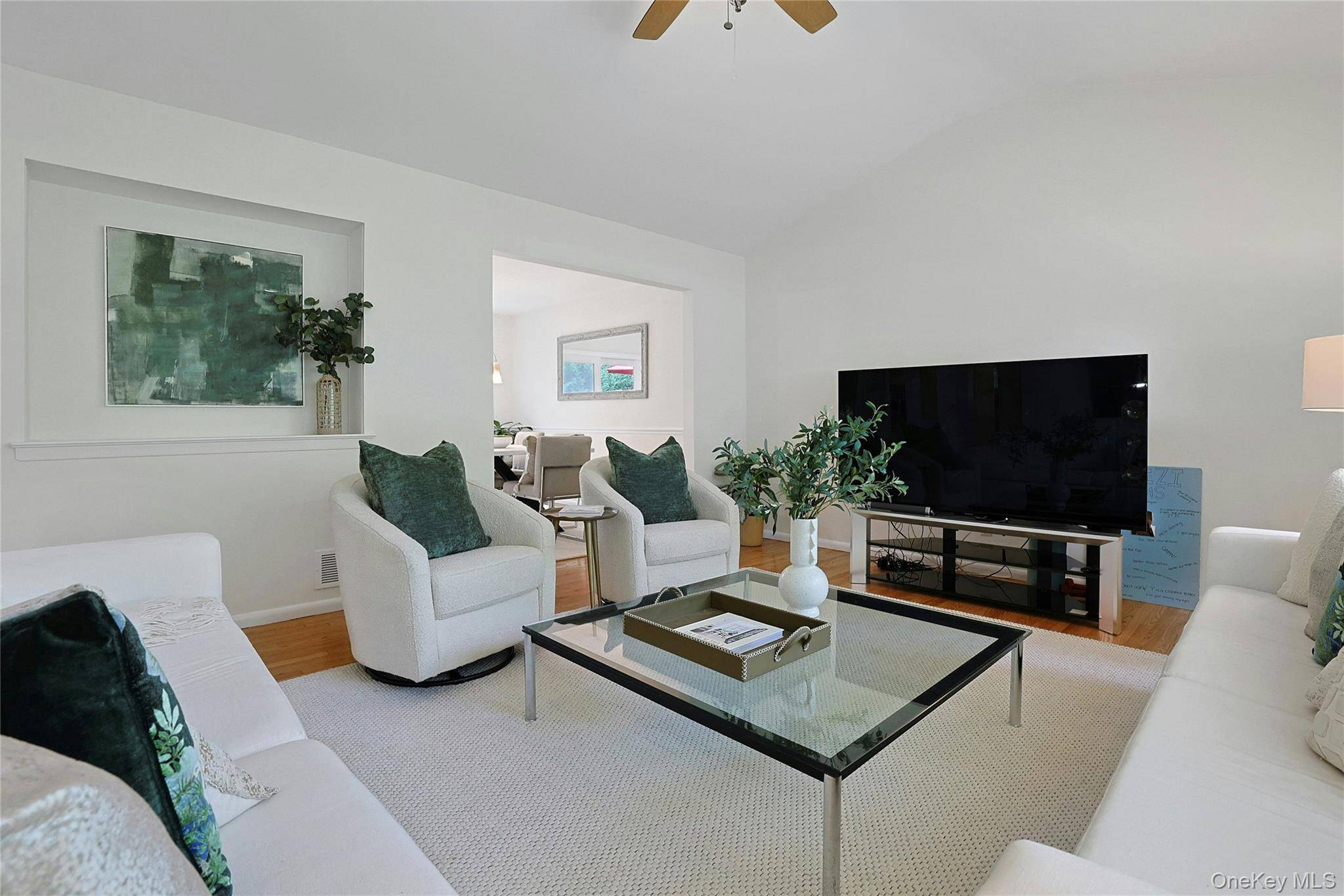 82 Price ST, Dobbs Ferry, NY 10522
