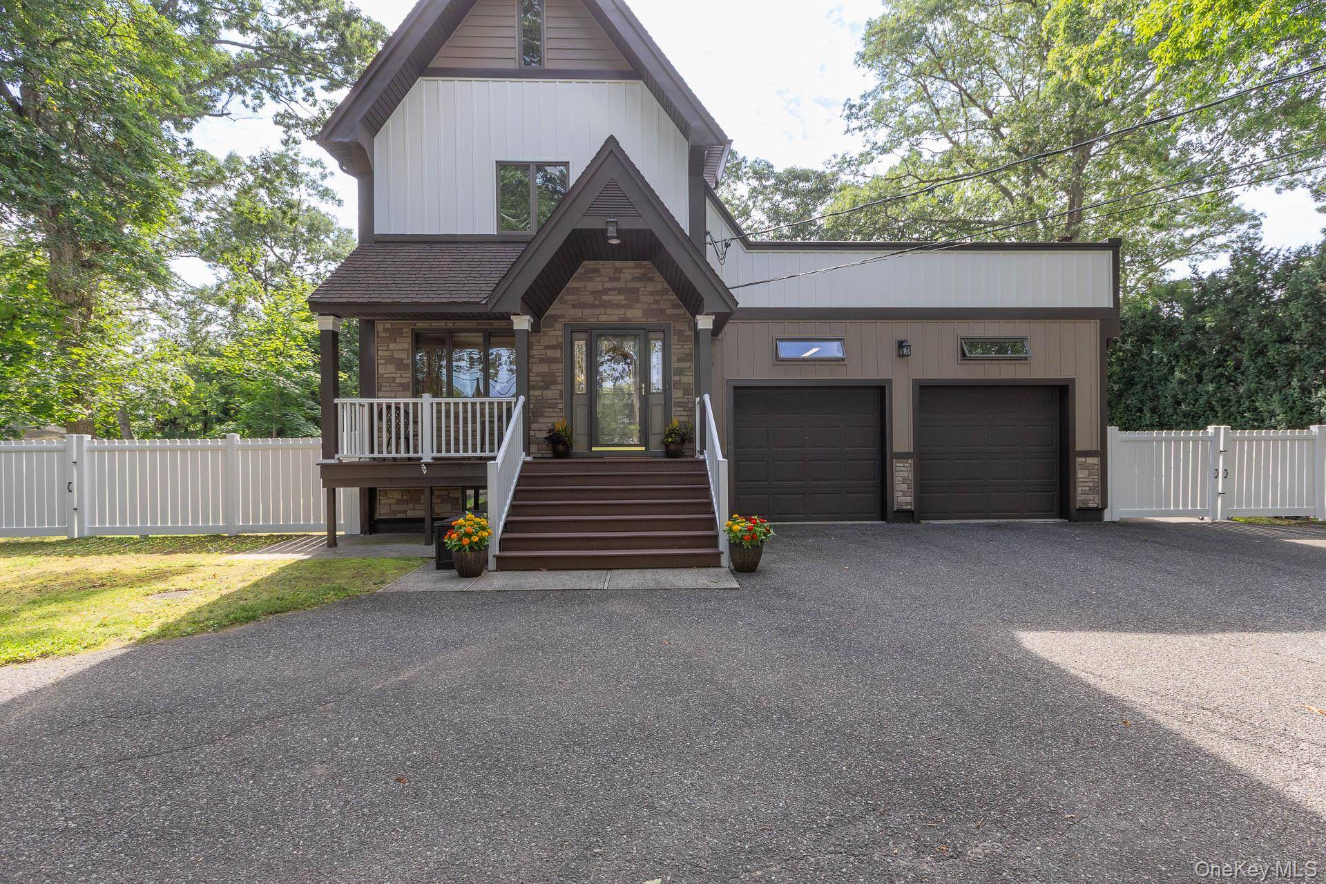 76 Wylde RD, Mount Sinai, NY 11766