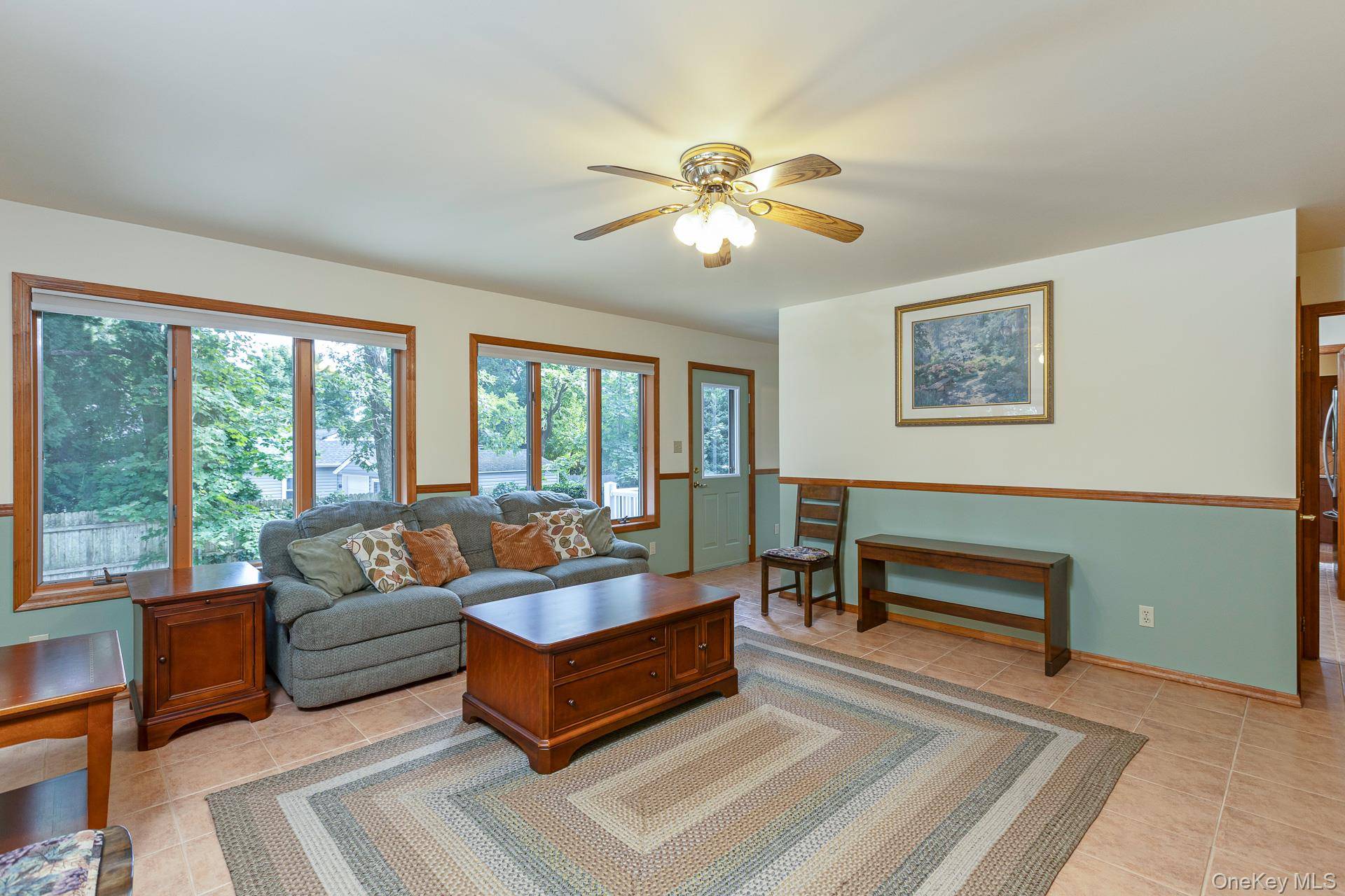 76 Wylde RD, Mount Sinai, NY 11766