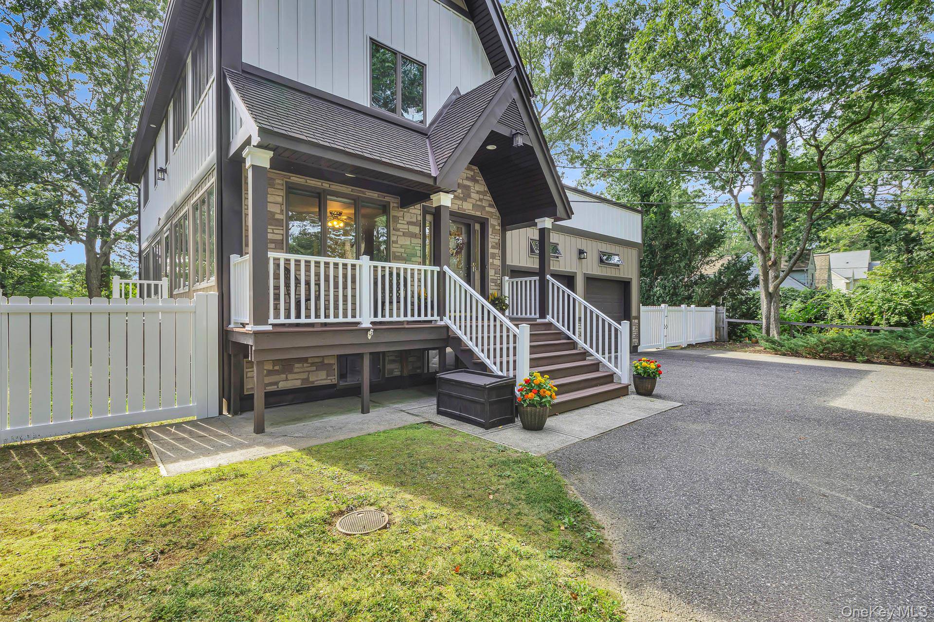 76 Wylde RD, Mount Sinai, NY 11766