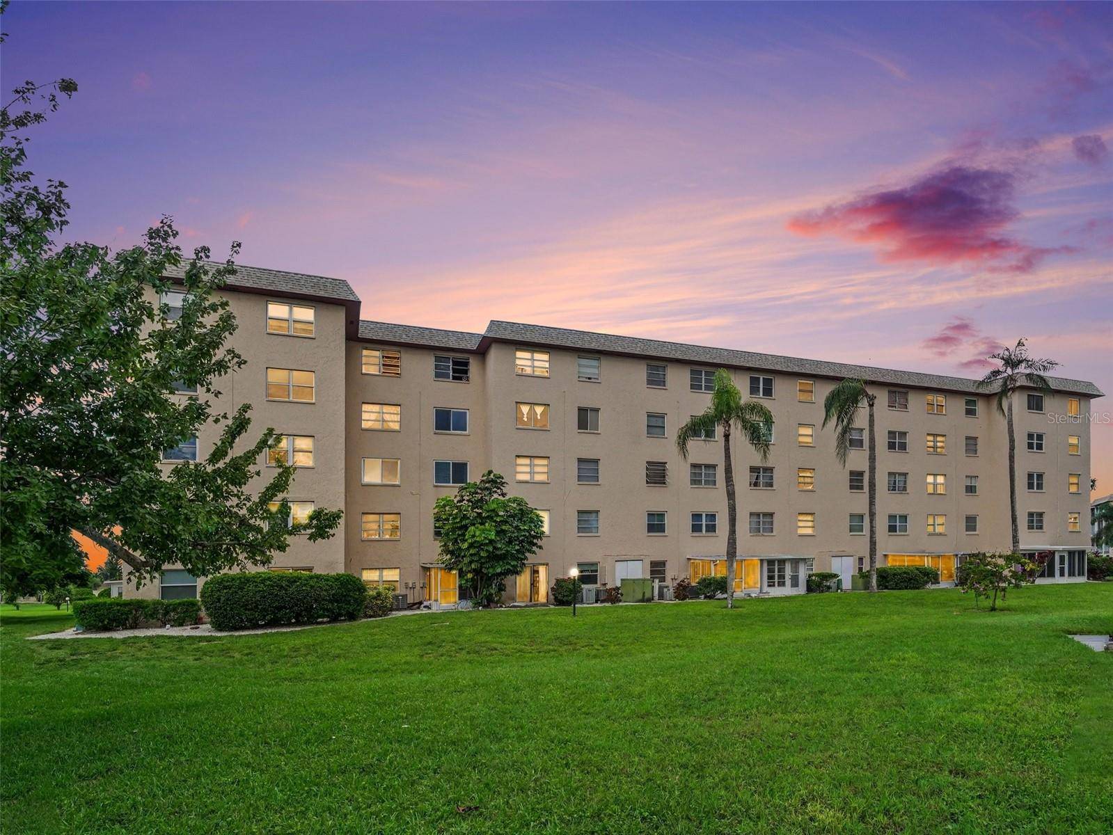4137 LAKE BAYSHORE DR #C505, Bradenton, FL 34205