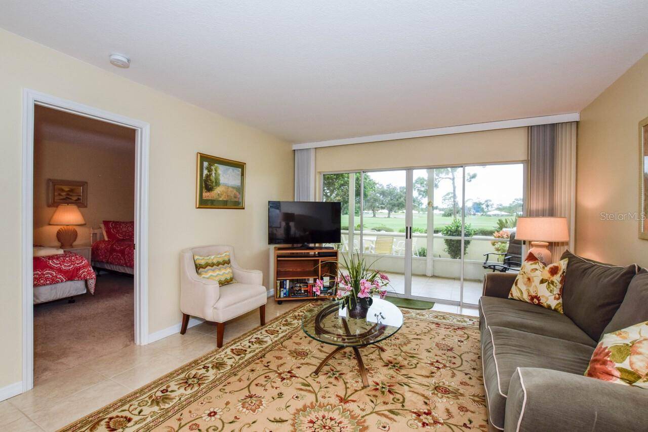 439 CERROMAR LN #310, Venice, FL 34293