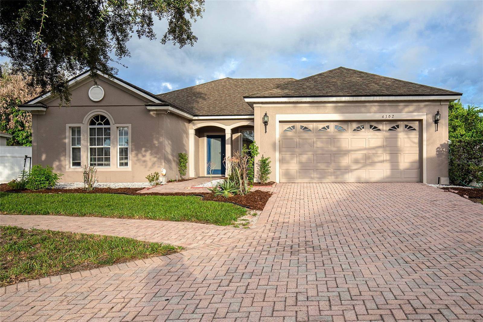 4302 CONROY CLUB DR, Orlando, FL 32835