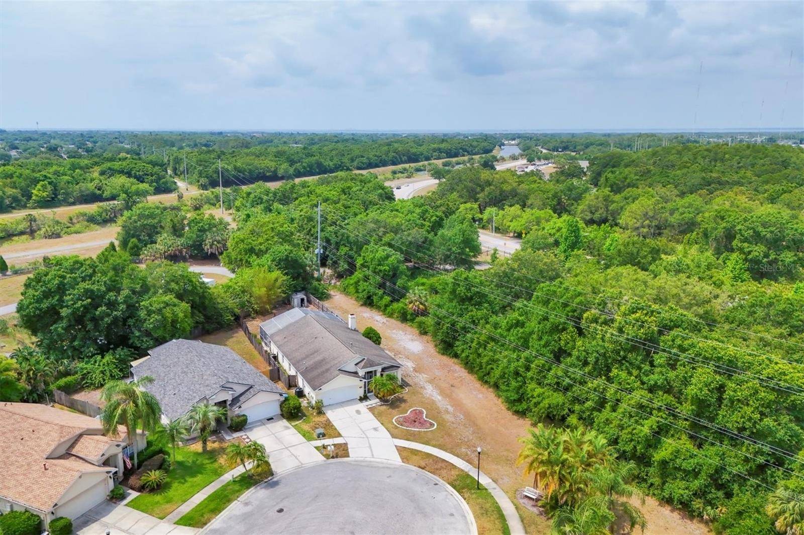10240 CHARLESTON CORNER RD, Tampa, FL 33635