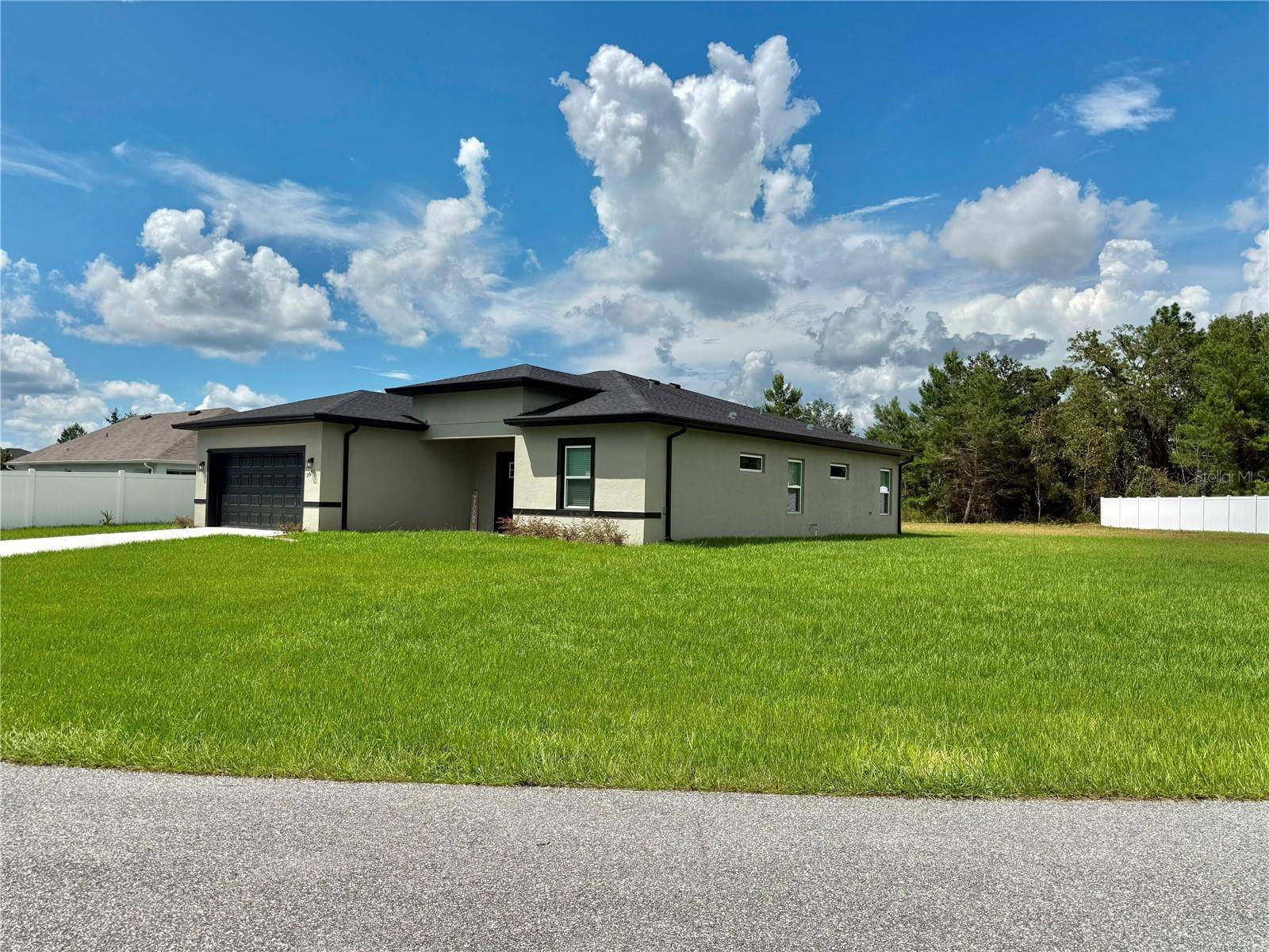 15690 SW 49TH AVENUE RD, Ocala, FL 34473