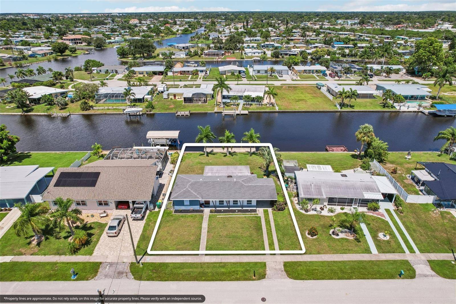 561 LINDLEY TER, Port Charlotte, FL 33952