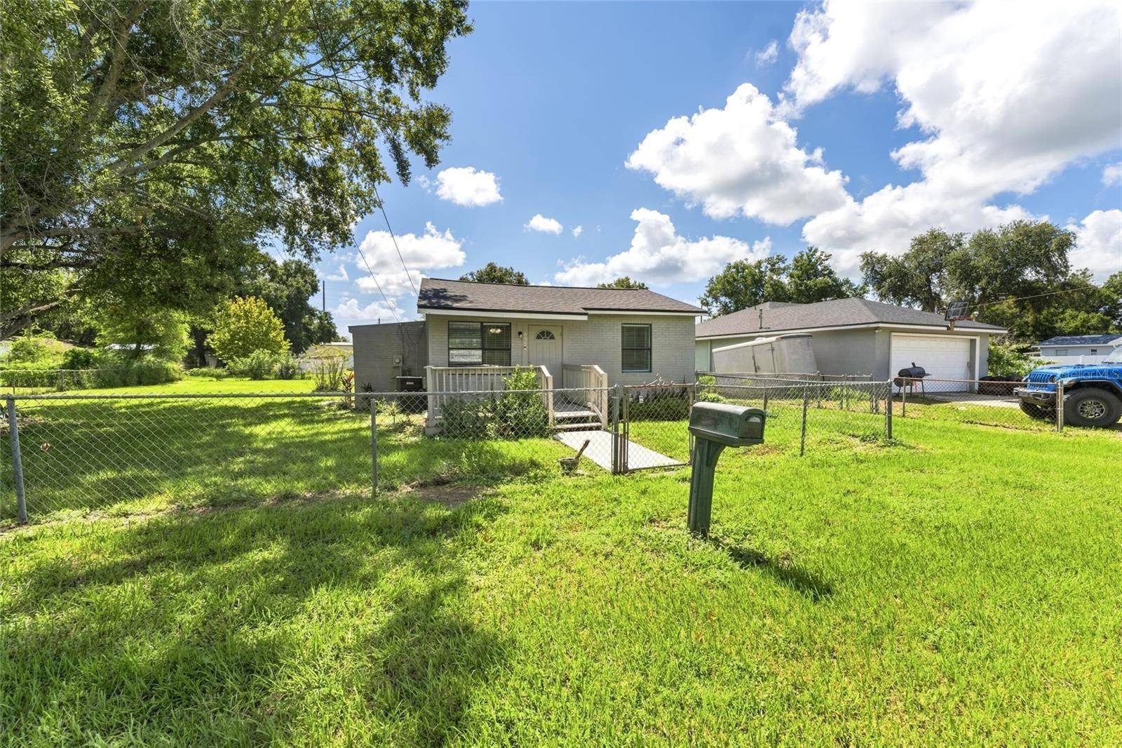 652 N JACKSON ST, Eagle Lake, FL 33839