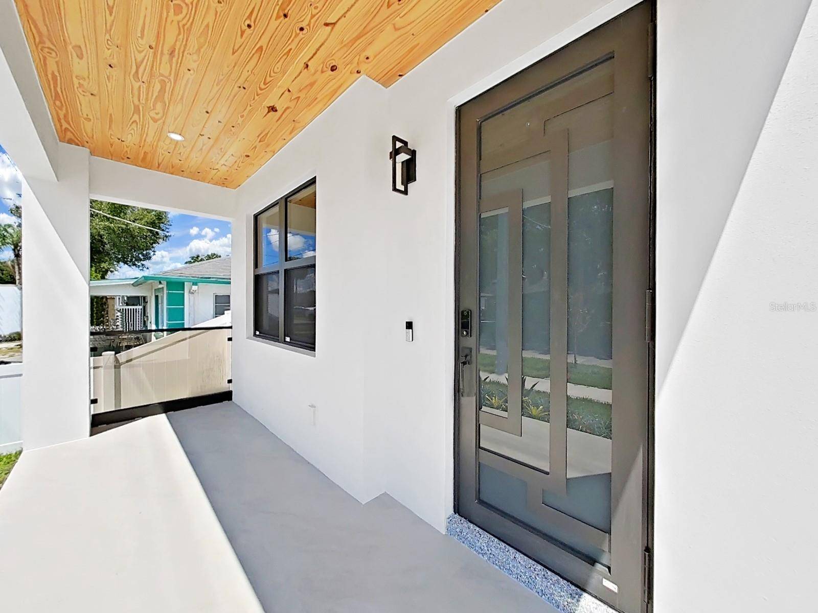 1505 W GRACE ST, Tampa, FL 33607