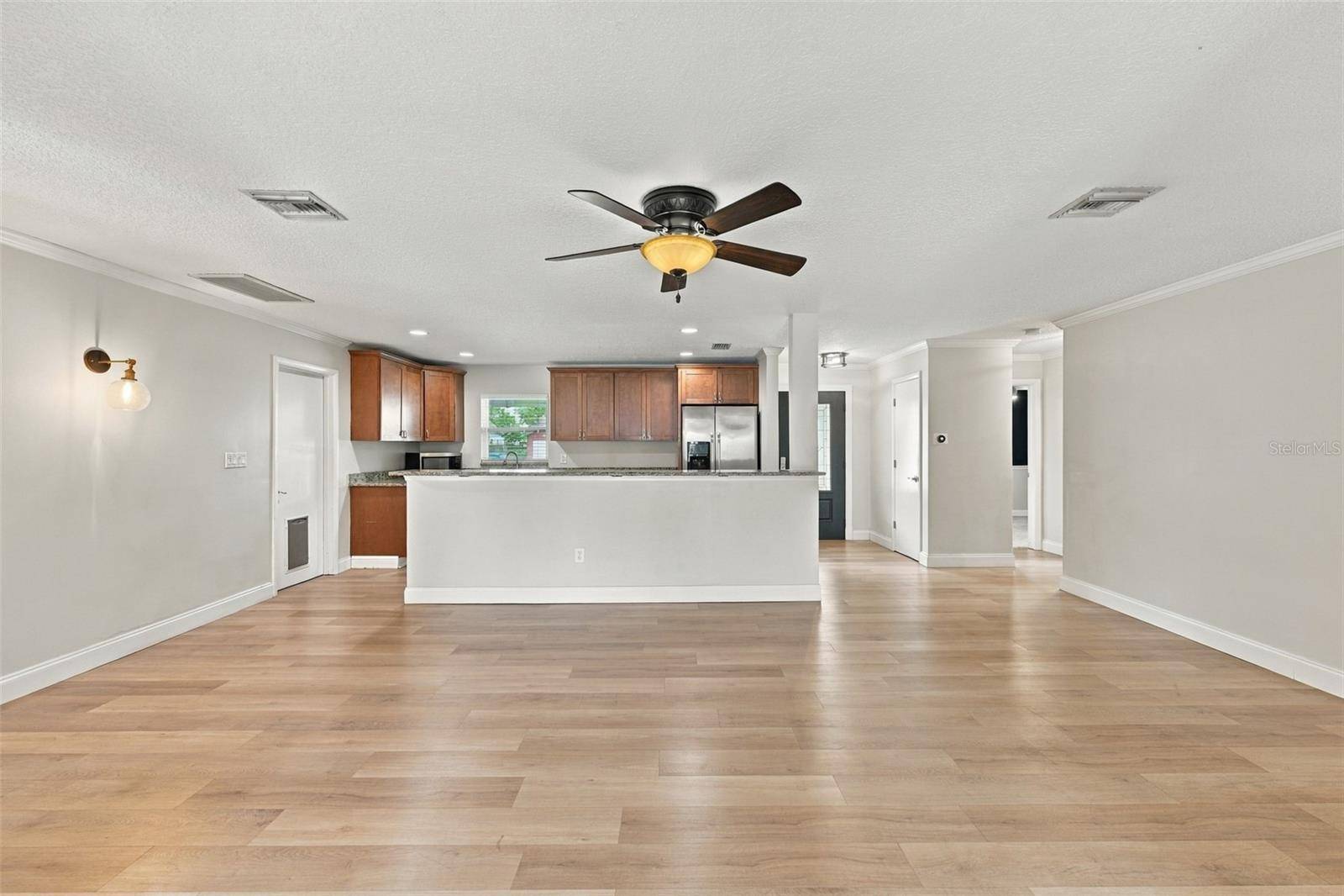 11084 102ND TER, Seminole, FL 33778